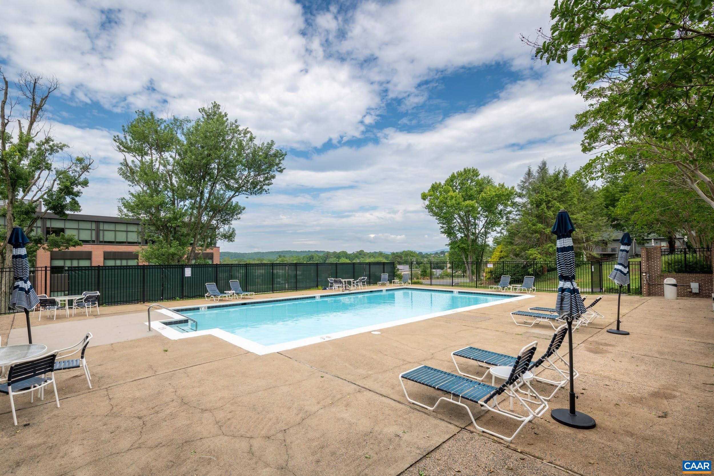326 HARVEST DR
