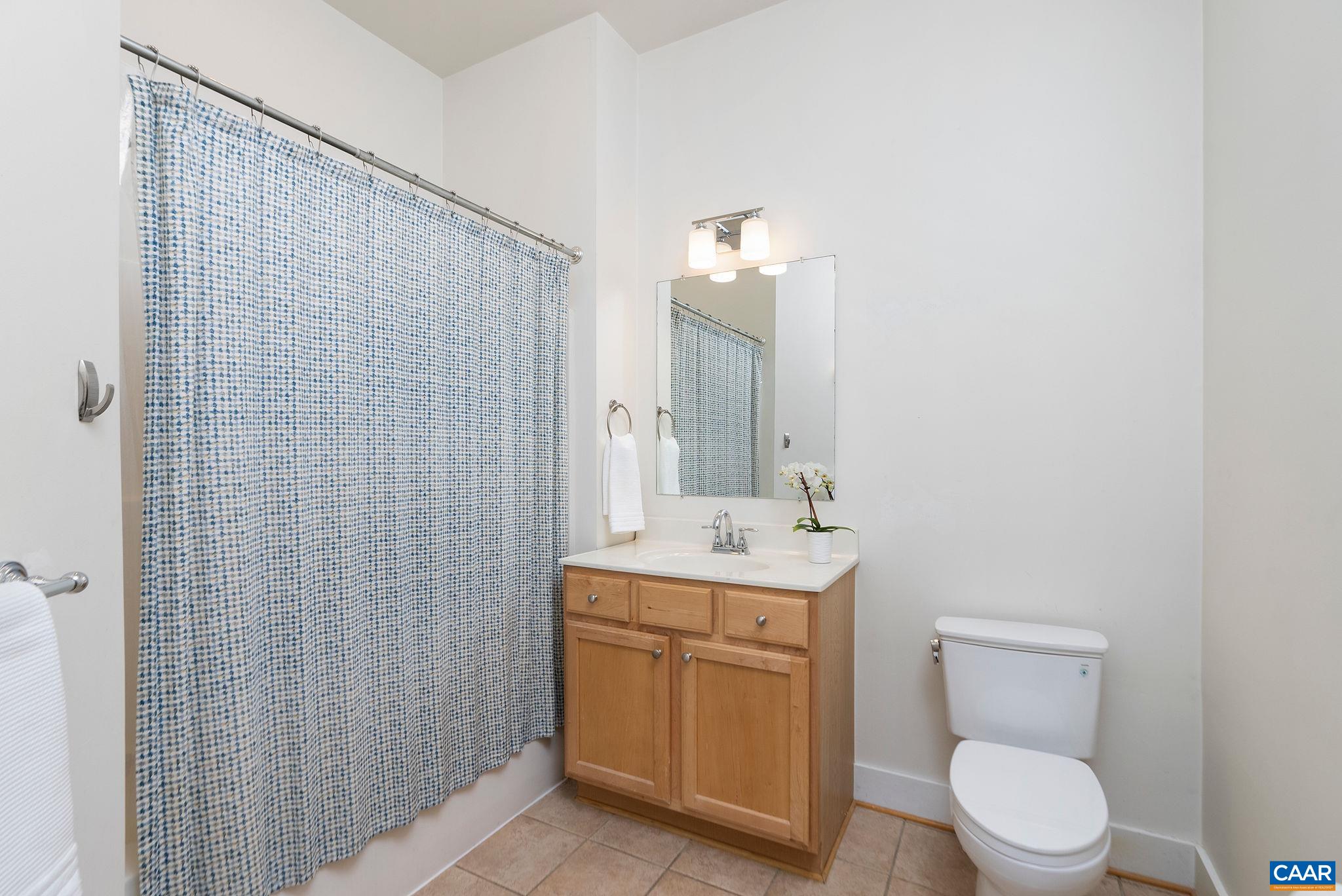 215 5TH ST SW Unit: 1A