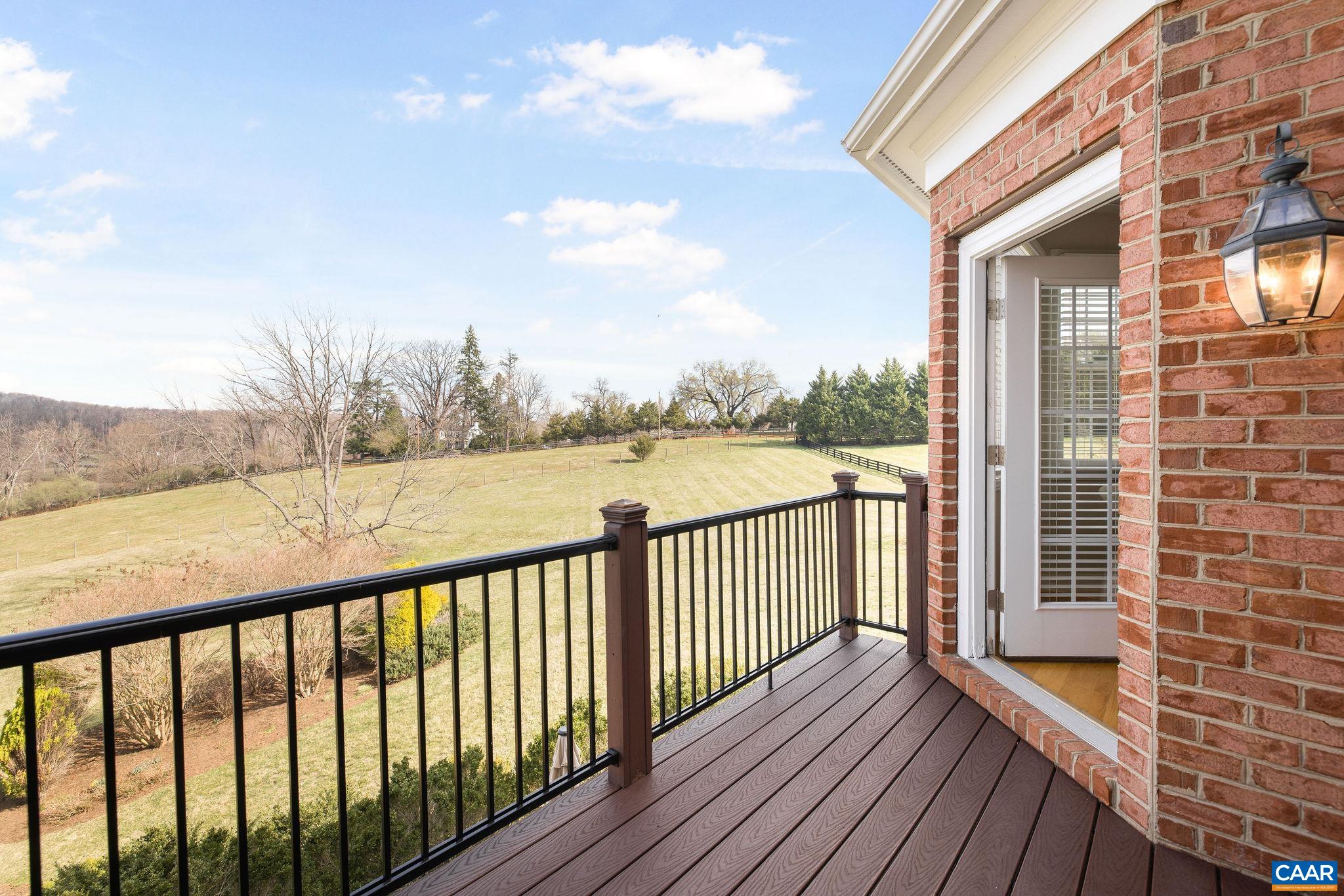 3160 ROCKS FARM CT