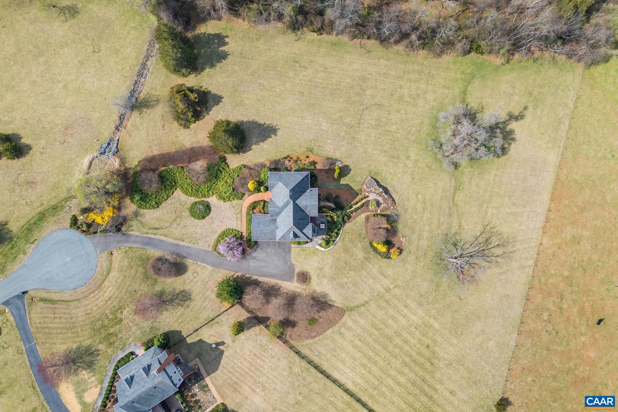 3160 ROCKS FARM CT