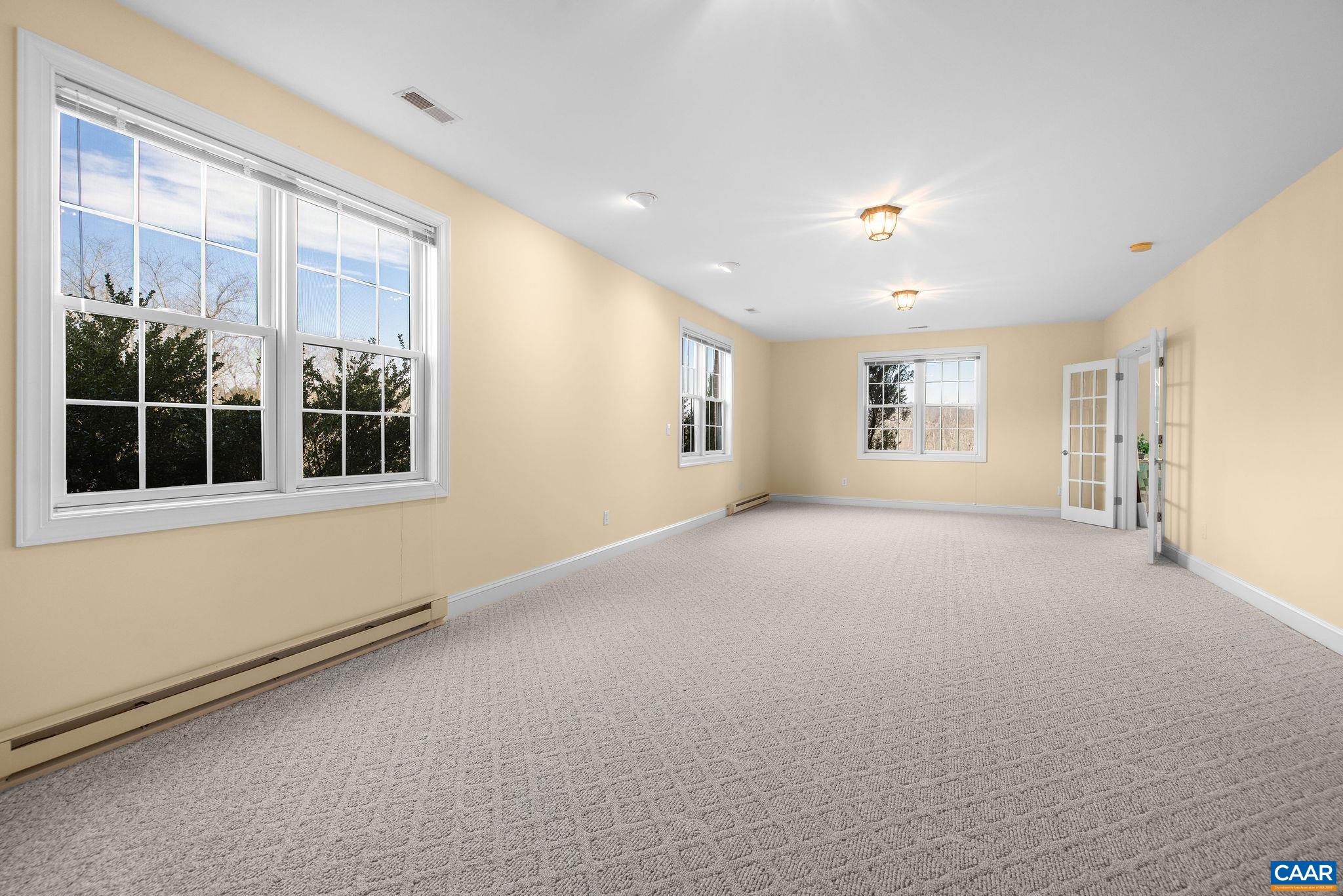 3160 ROCKS FARM CT