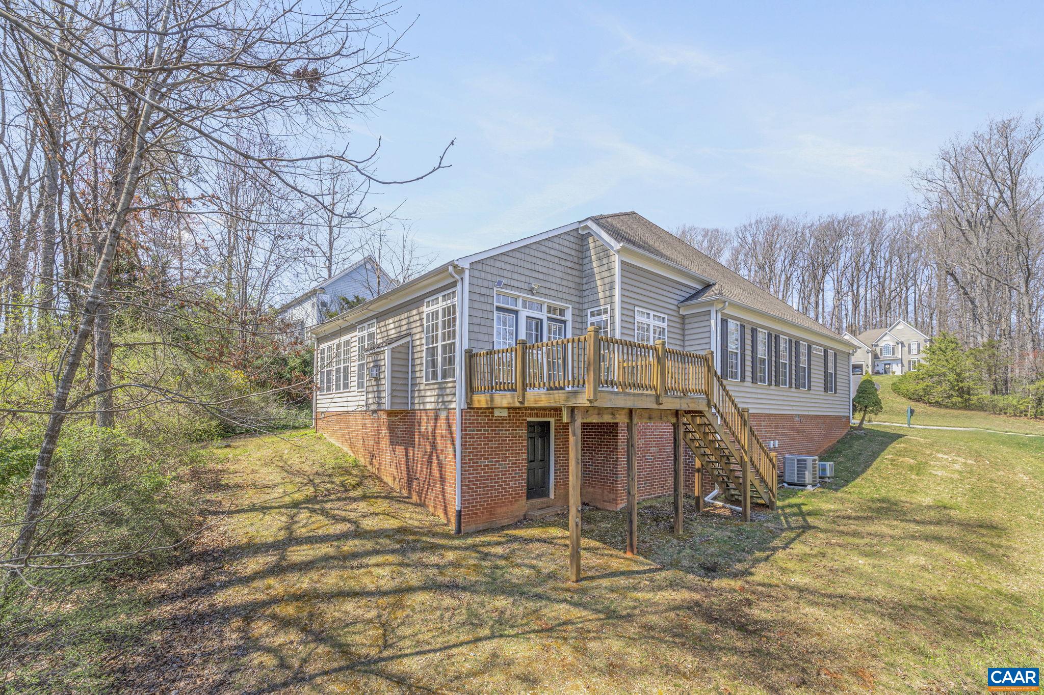1347 SINGLETON LN