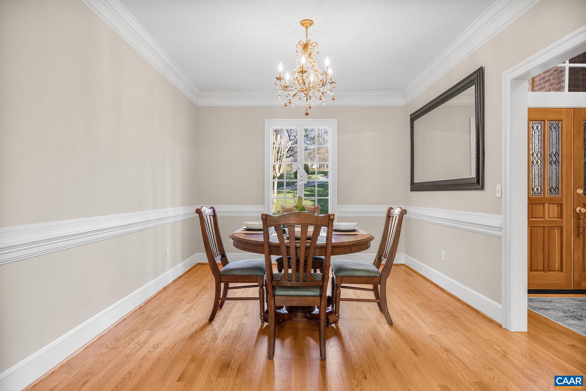 1880 GRAHAM CT