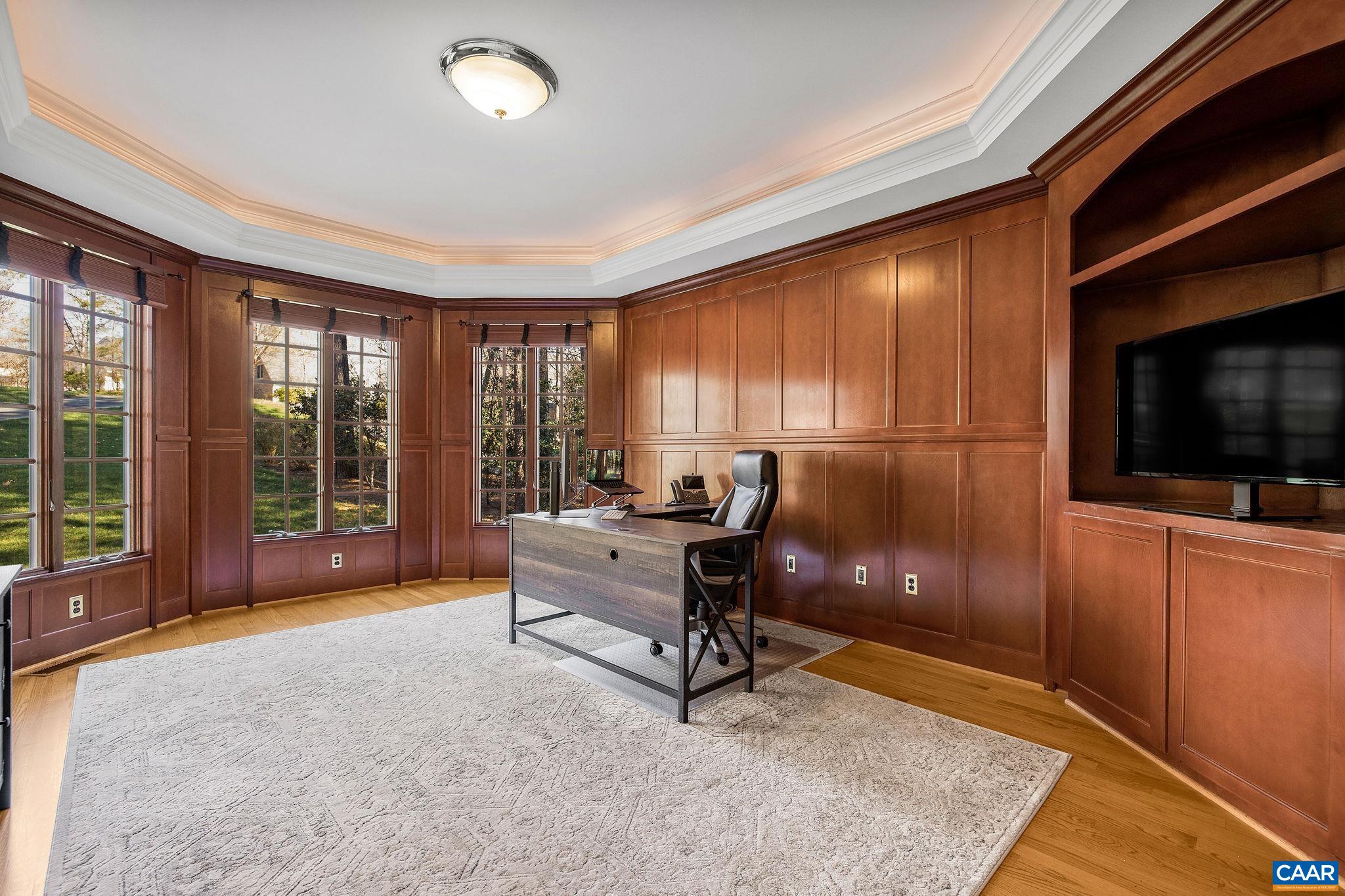 1880 GRAHAM CT