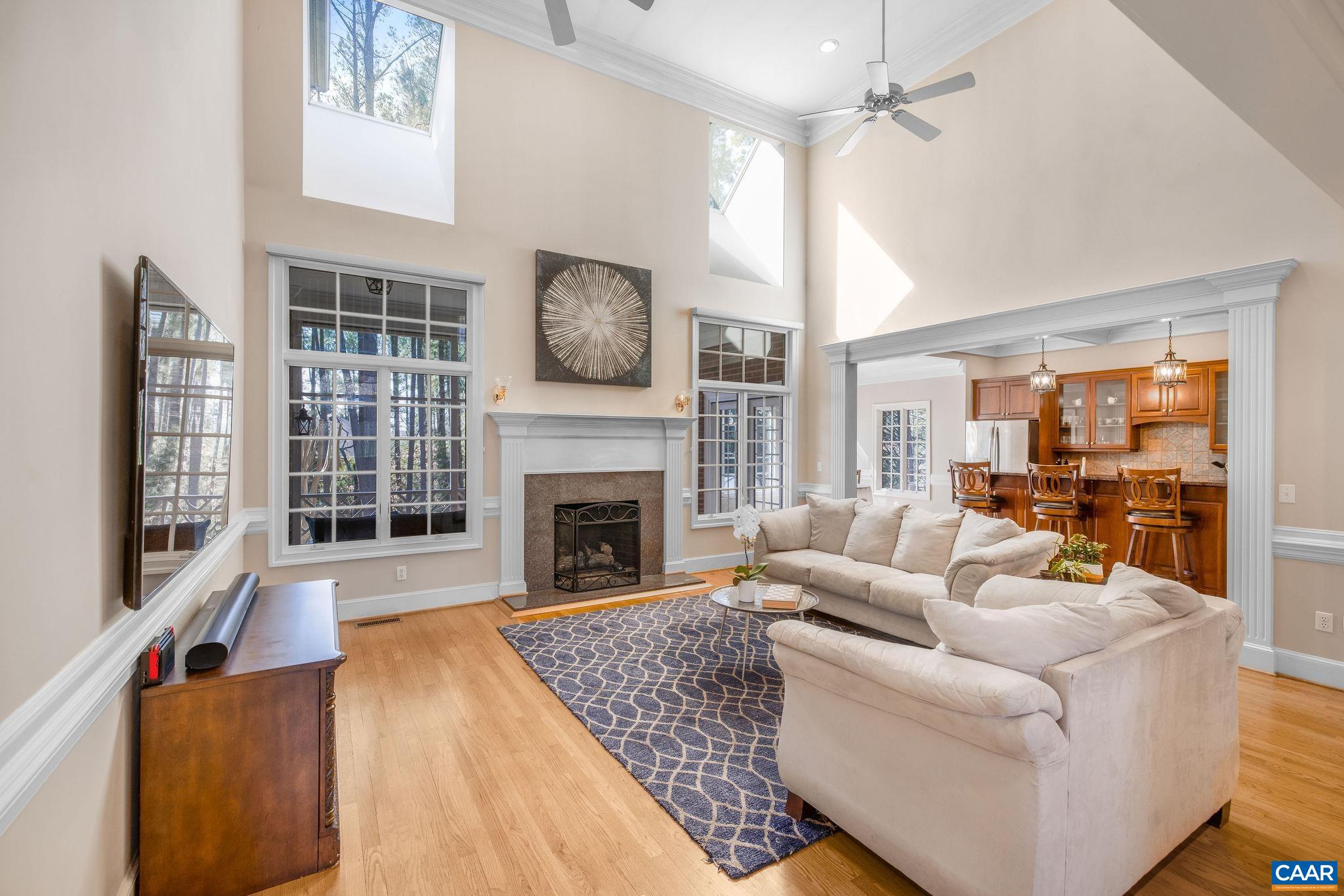 1880 GRAHAM CT
