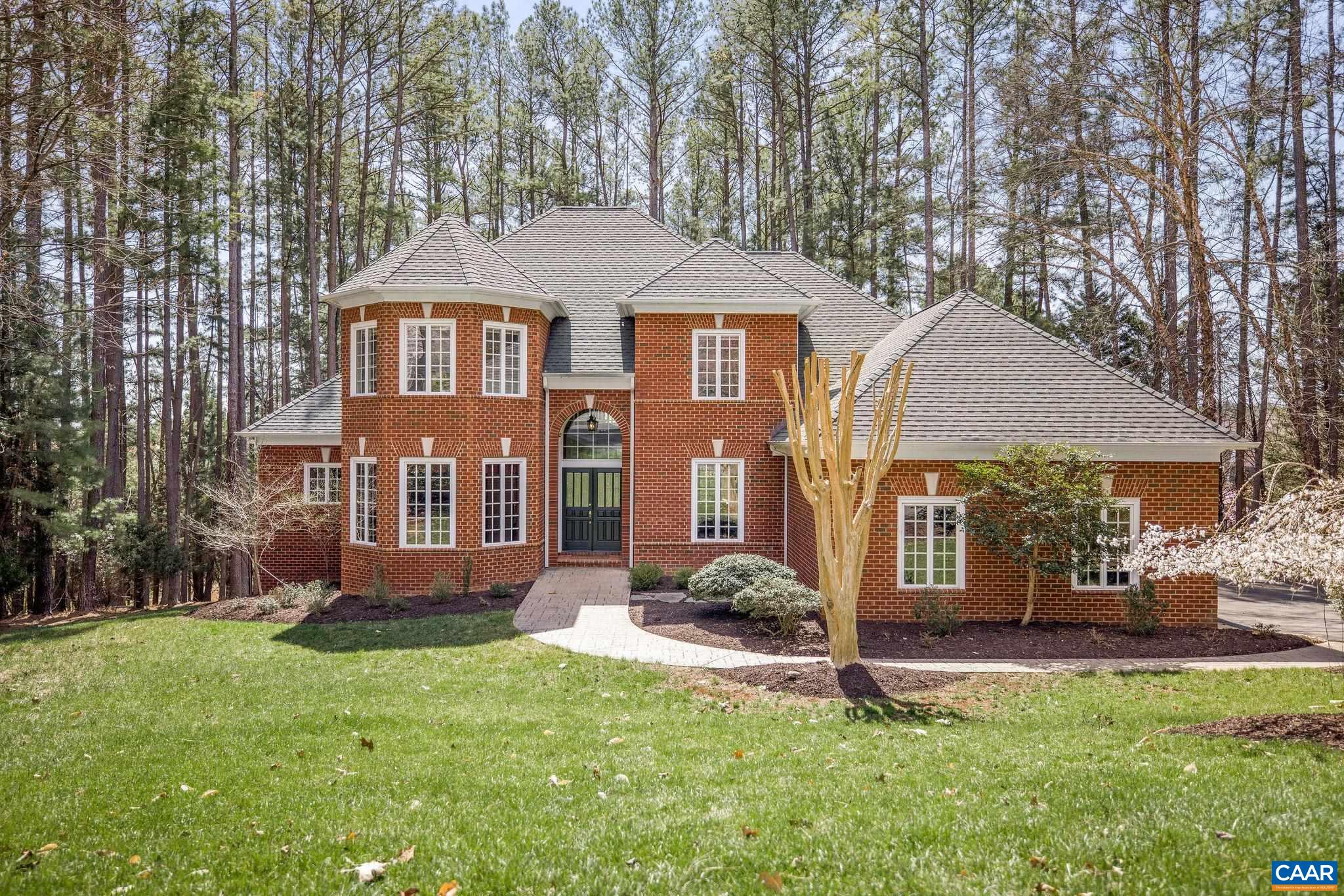 1880 GRAHAM CT