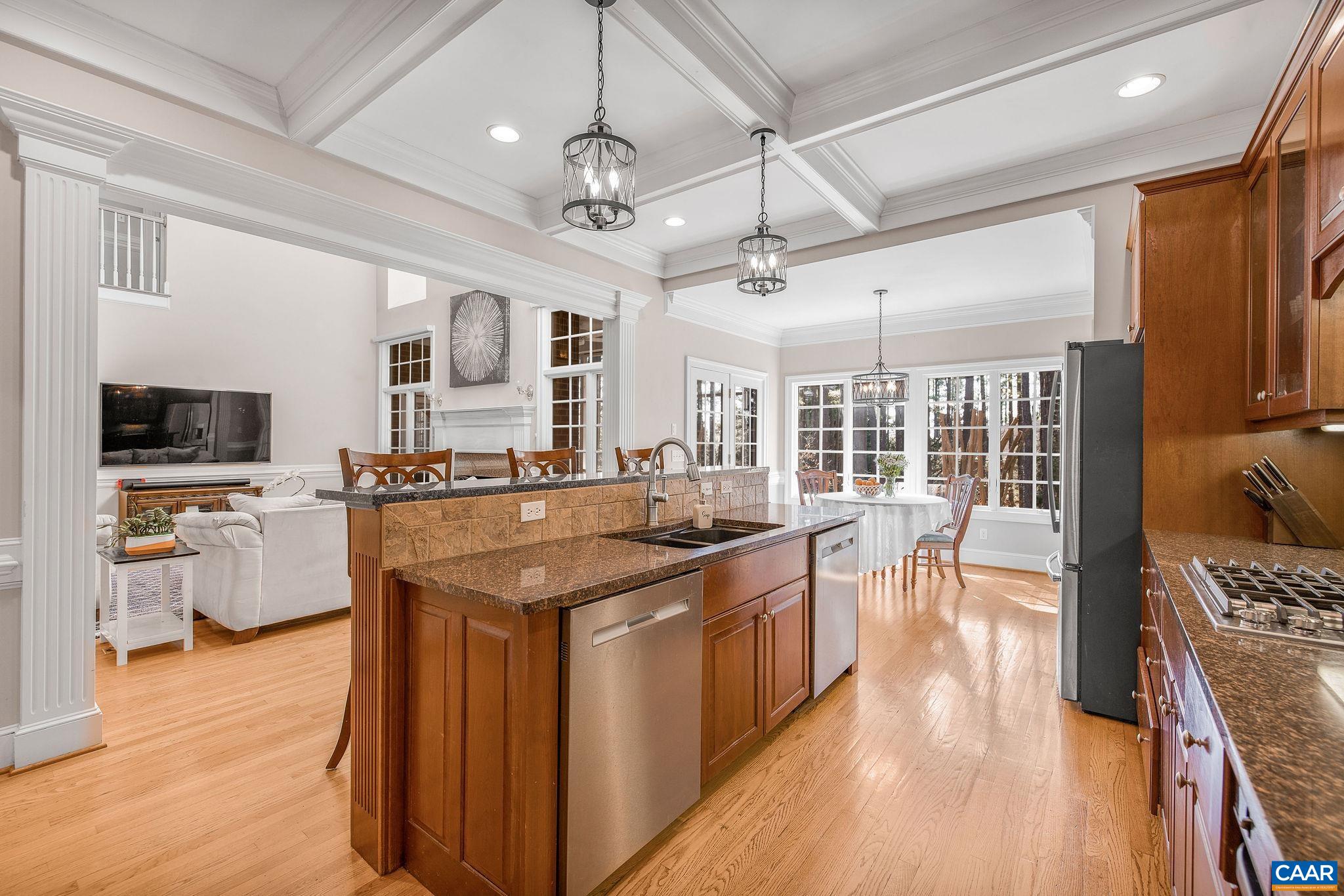 1880 GRAHAM CT
