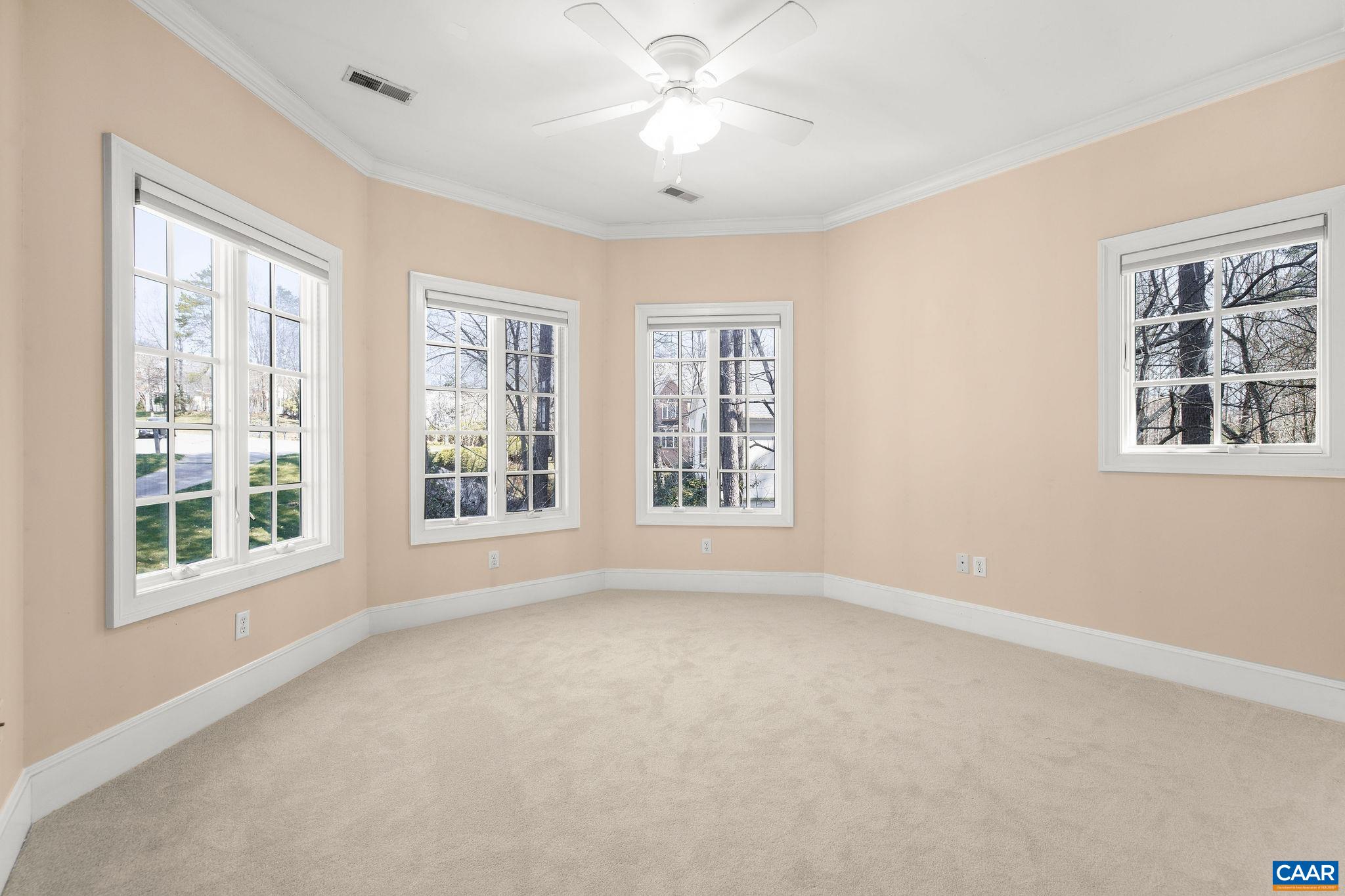 1880 GRAHAM CT