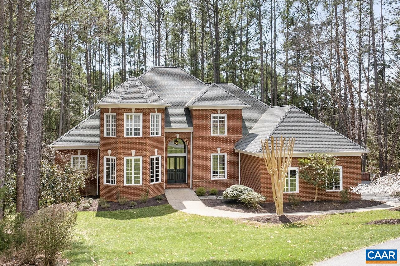 1880 GRAHAM CT