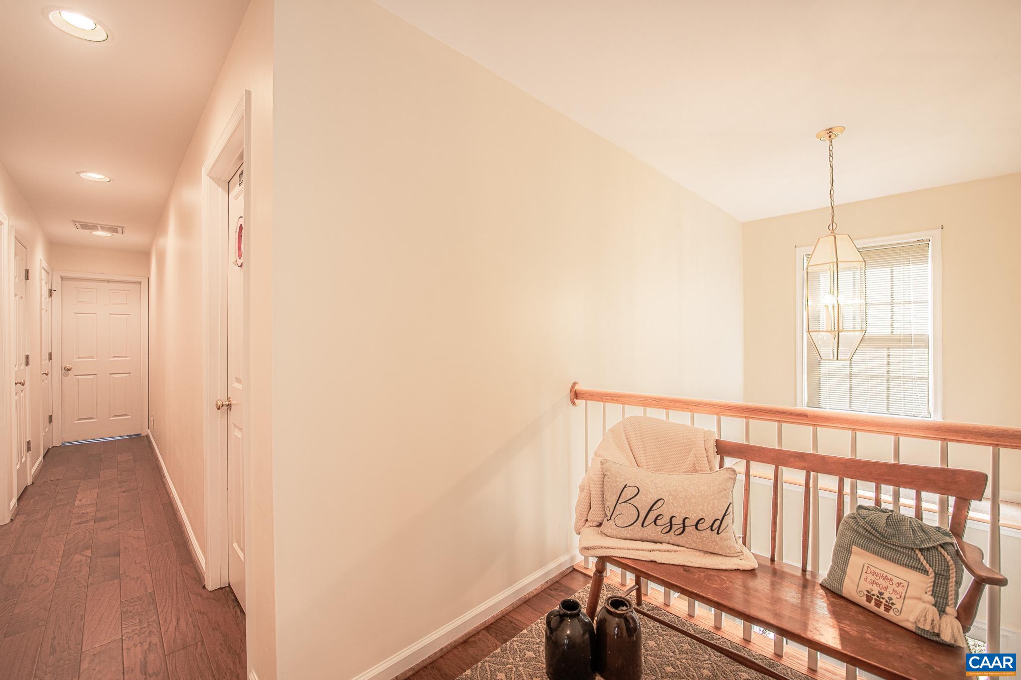 116 RIVERSIDE DR