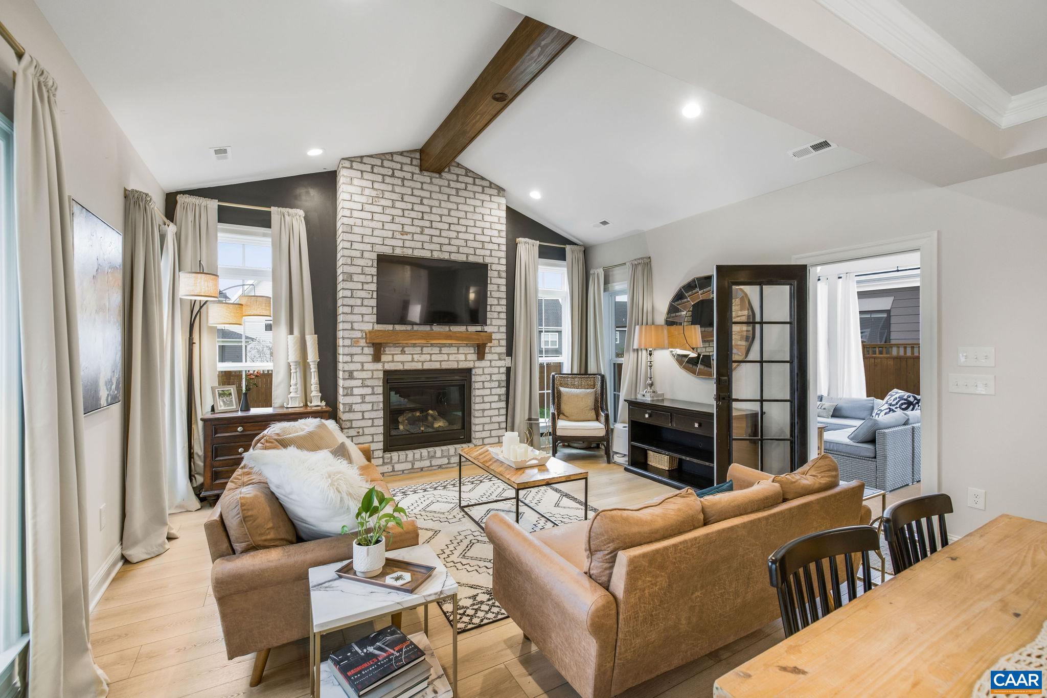 3595 THICKET RUN PL