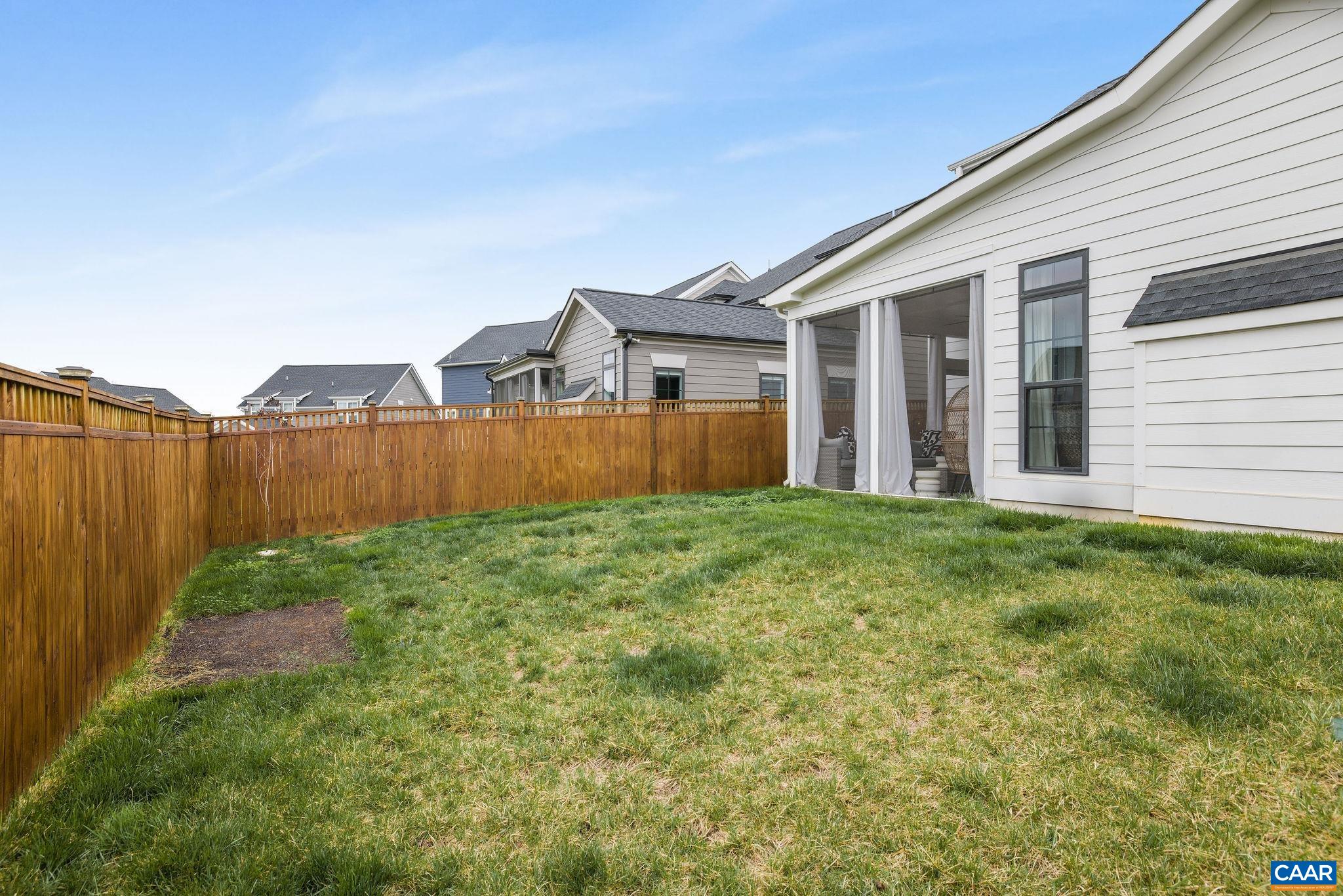 3595 THICKET RUN PL