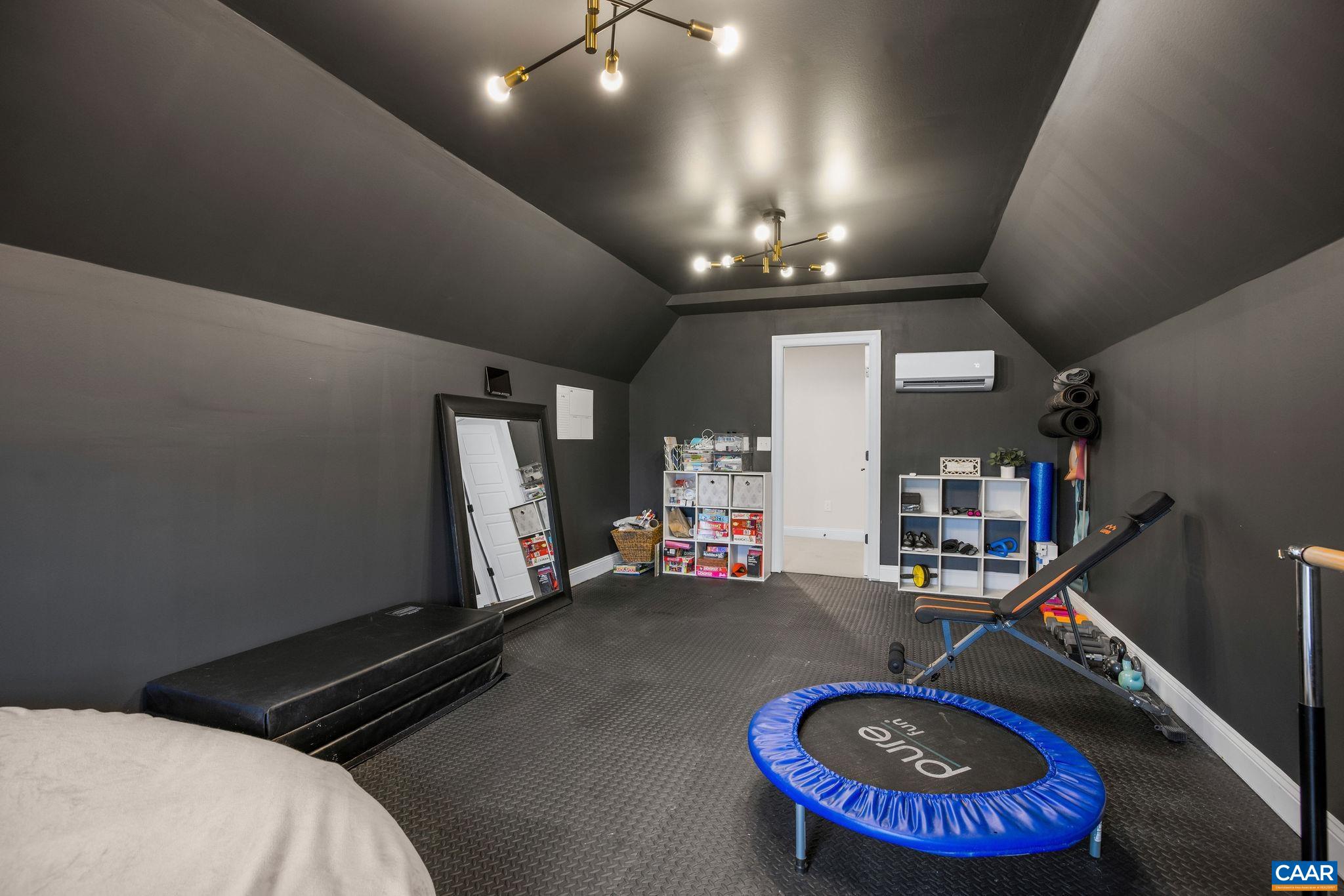 3595 THICKET RUN PL