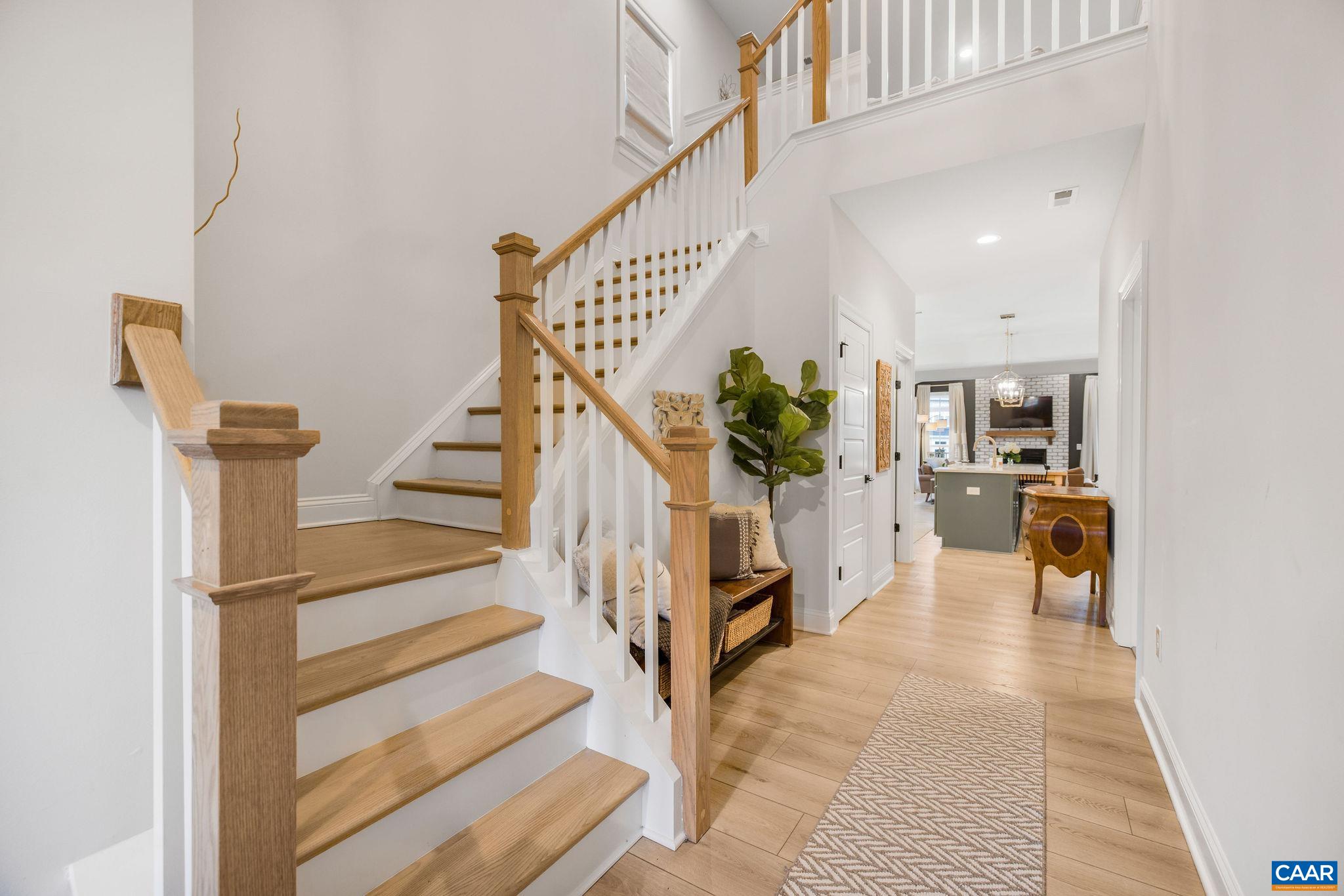 3595 THICKET RUN PL