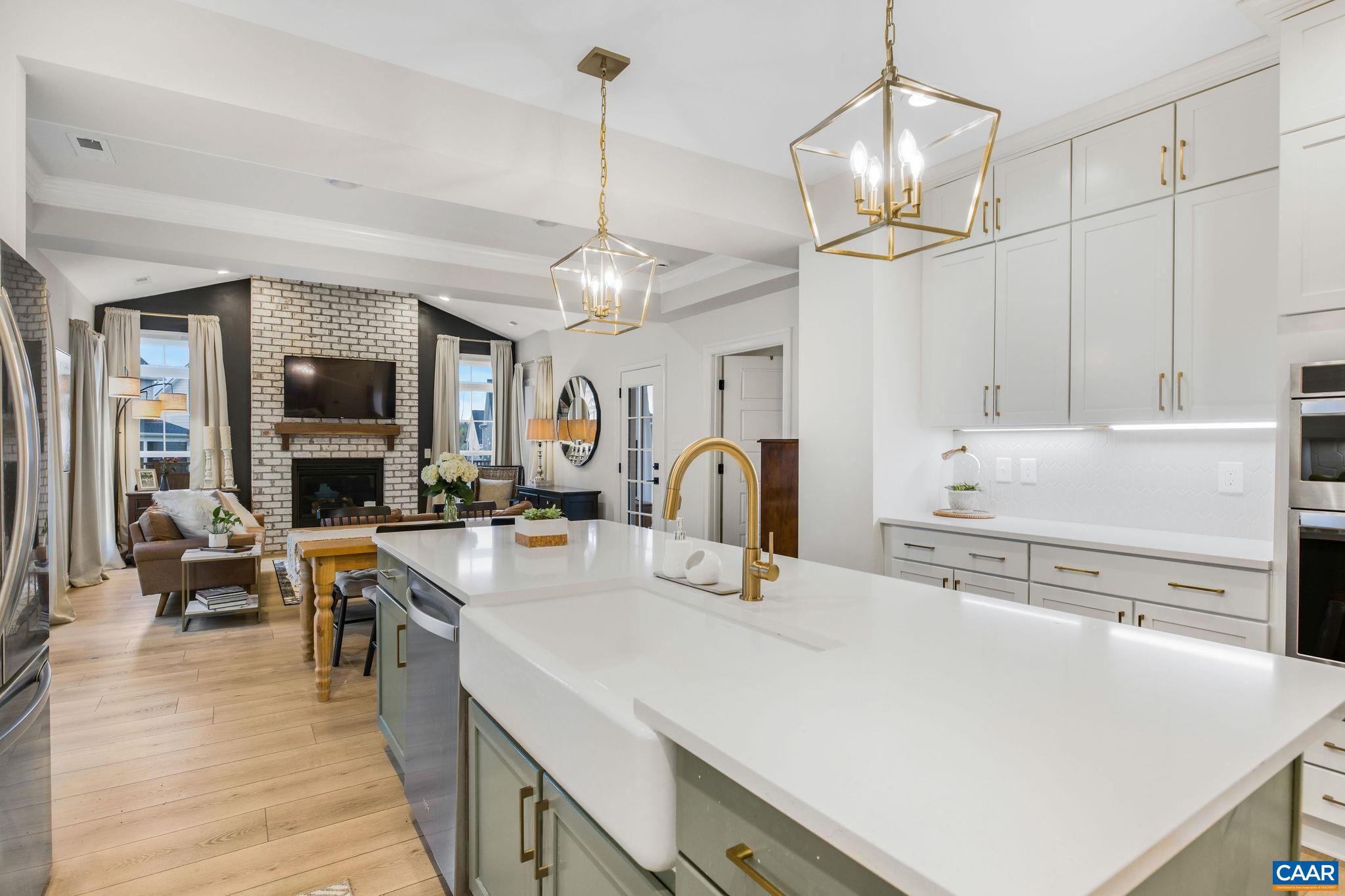 3595 THICKET RUN PL