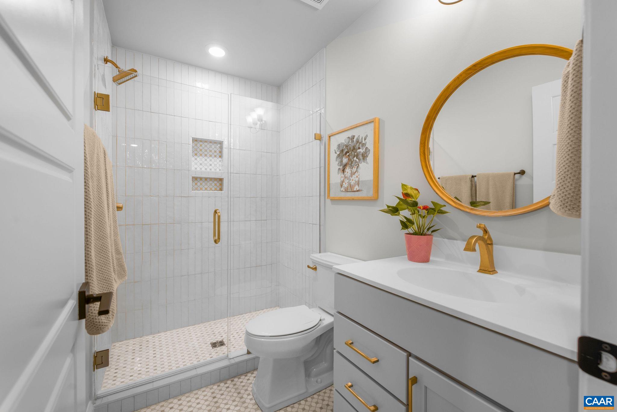 3595 THICKET RUN PL