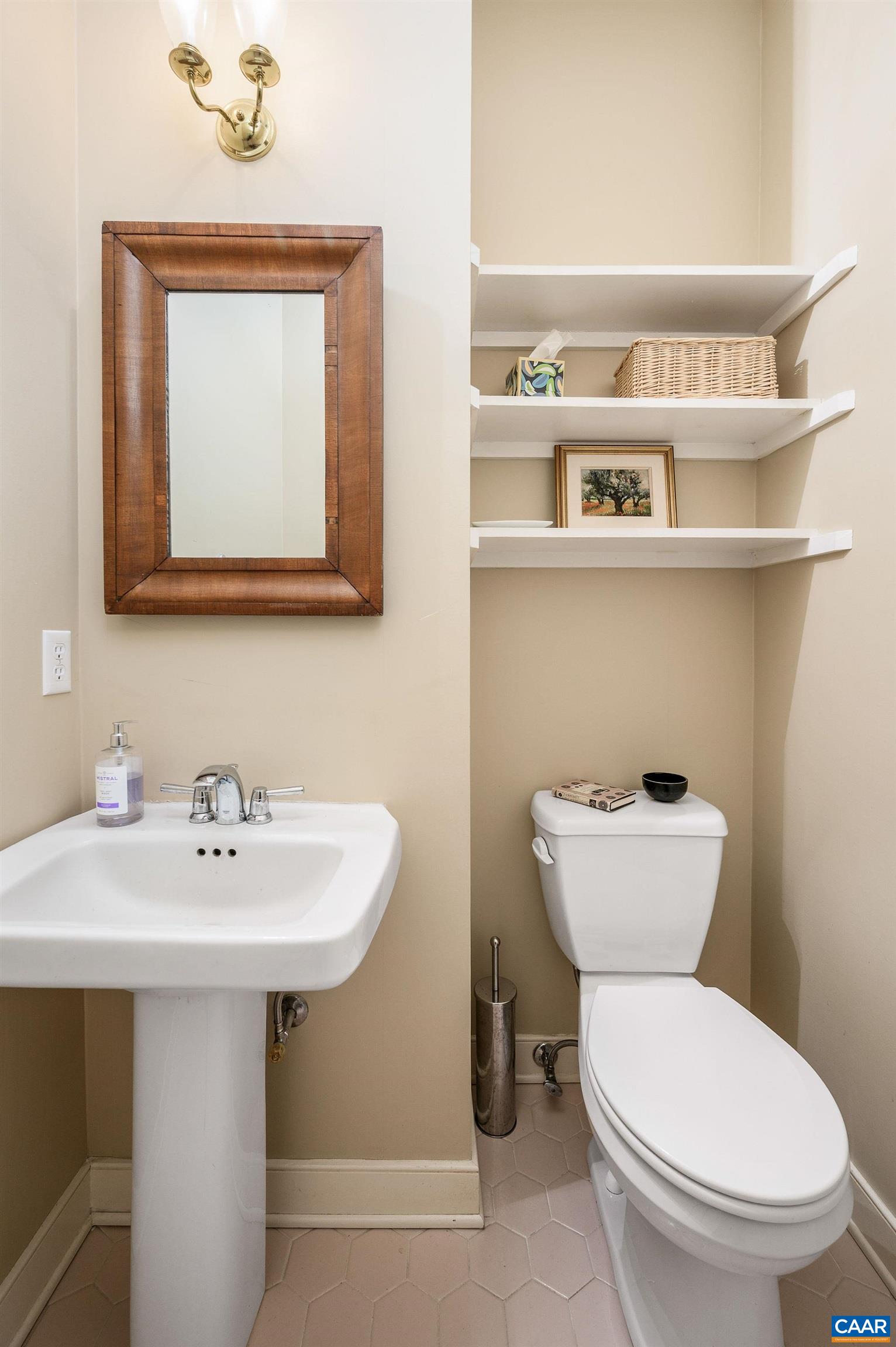 508 WORTHINGTON DR Unit: C