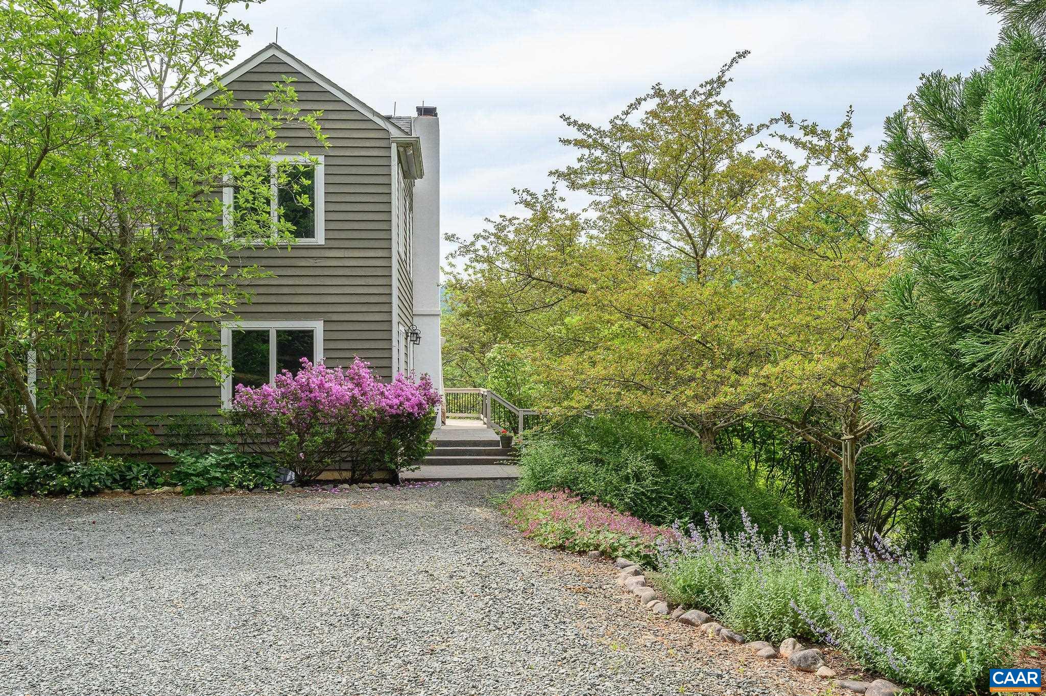 888 WOLF TRAP RD