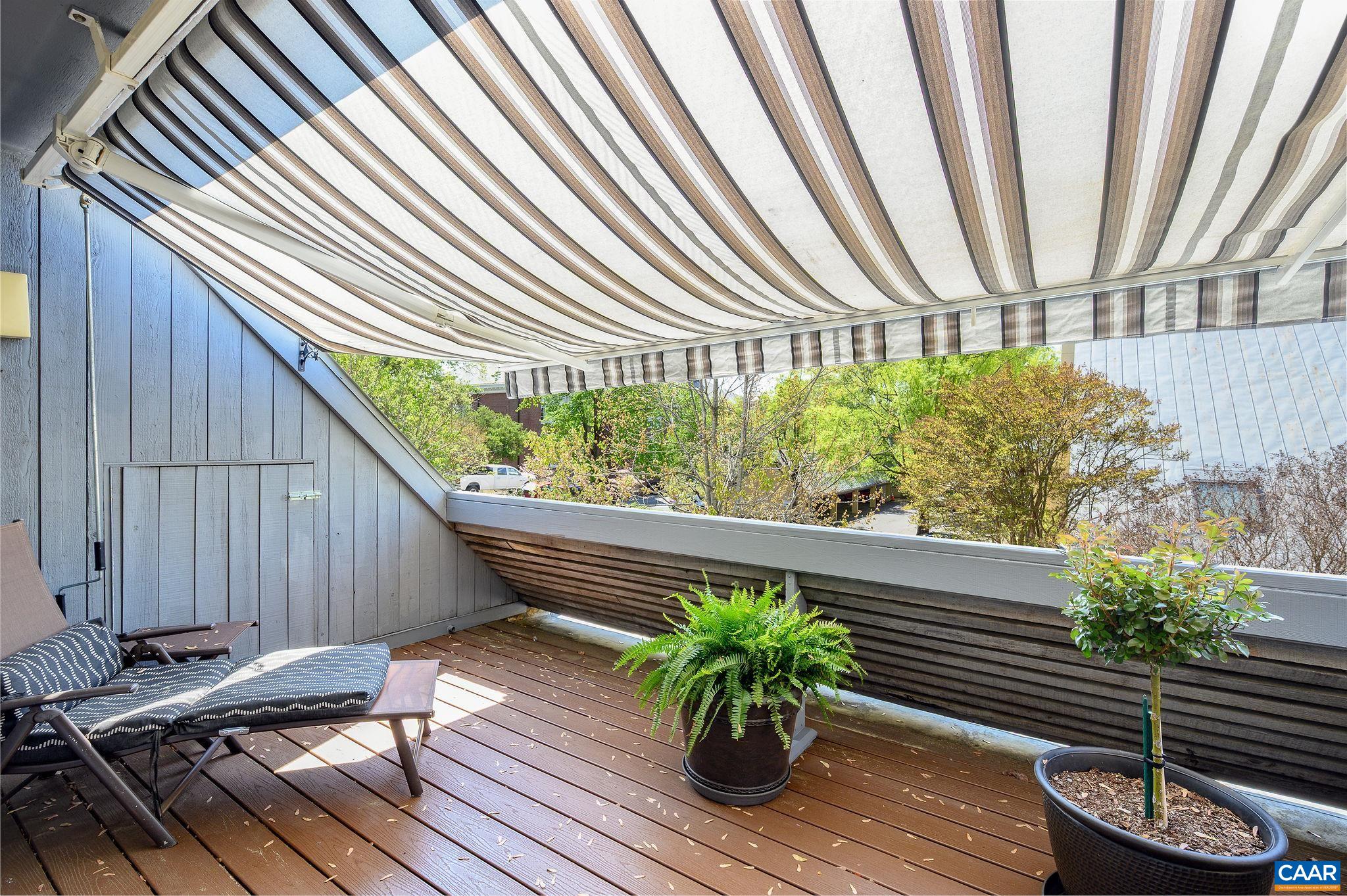 303 NW 2ND ST Unit: B