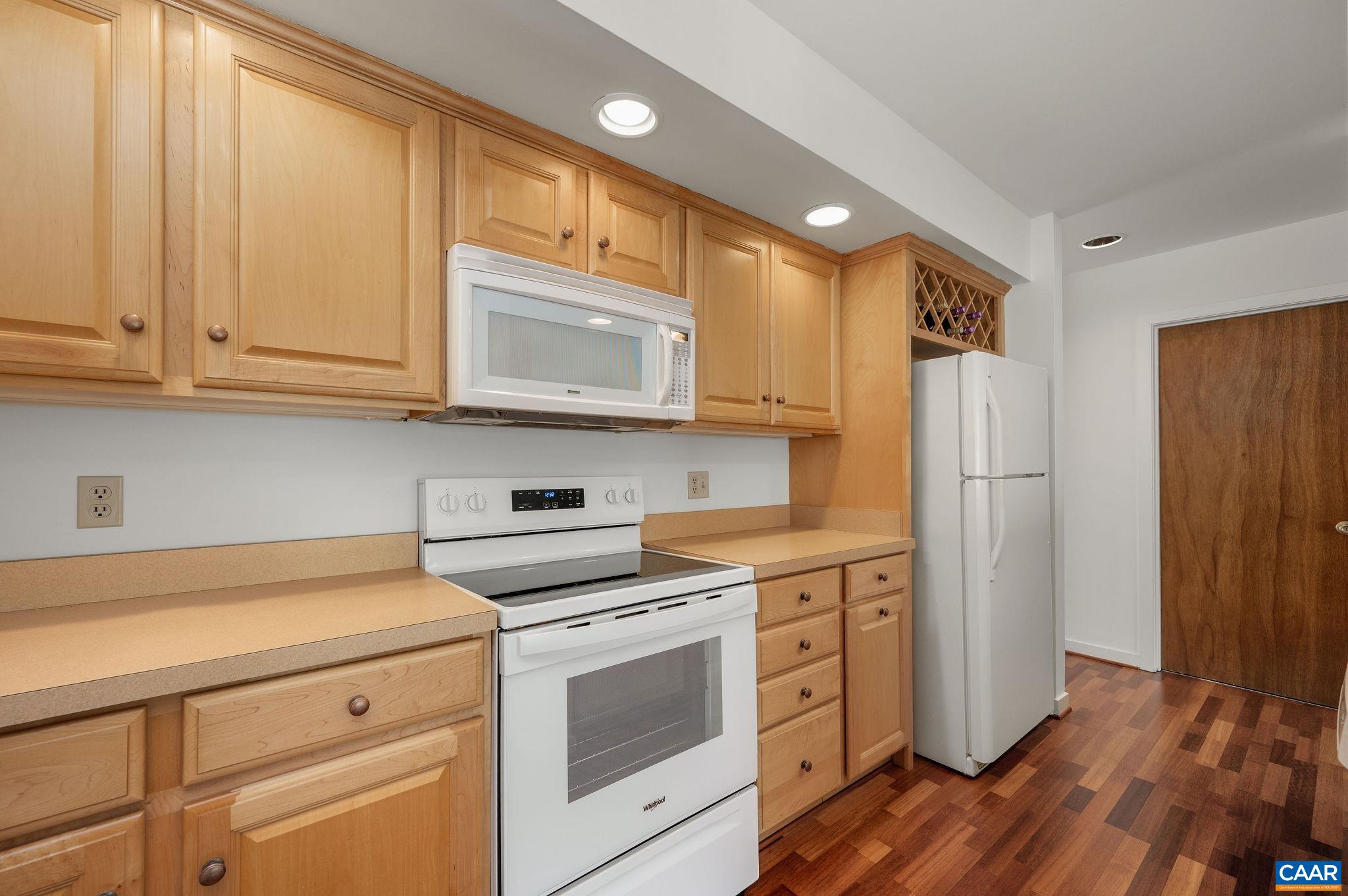 303 NW 2ND ST Unit: B