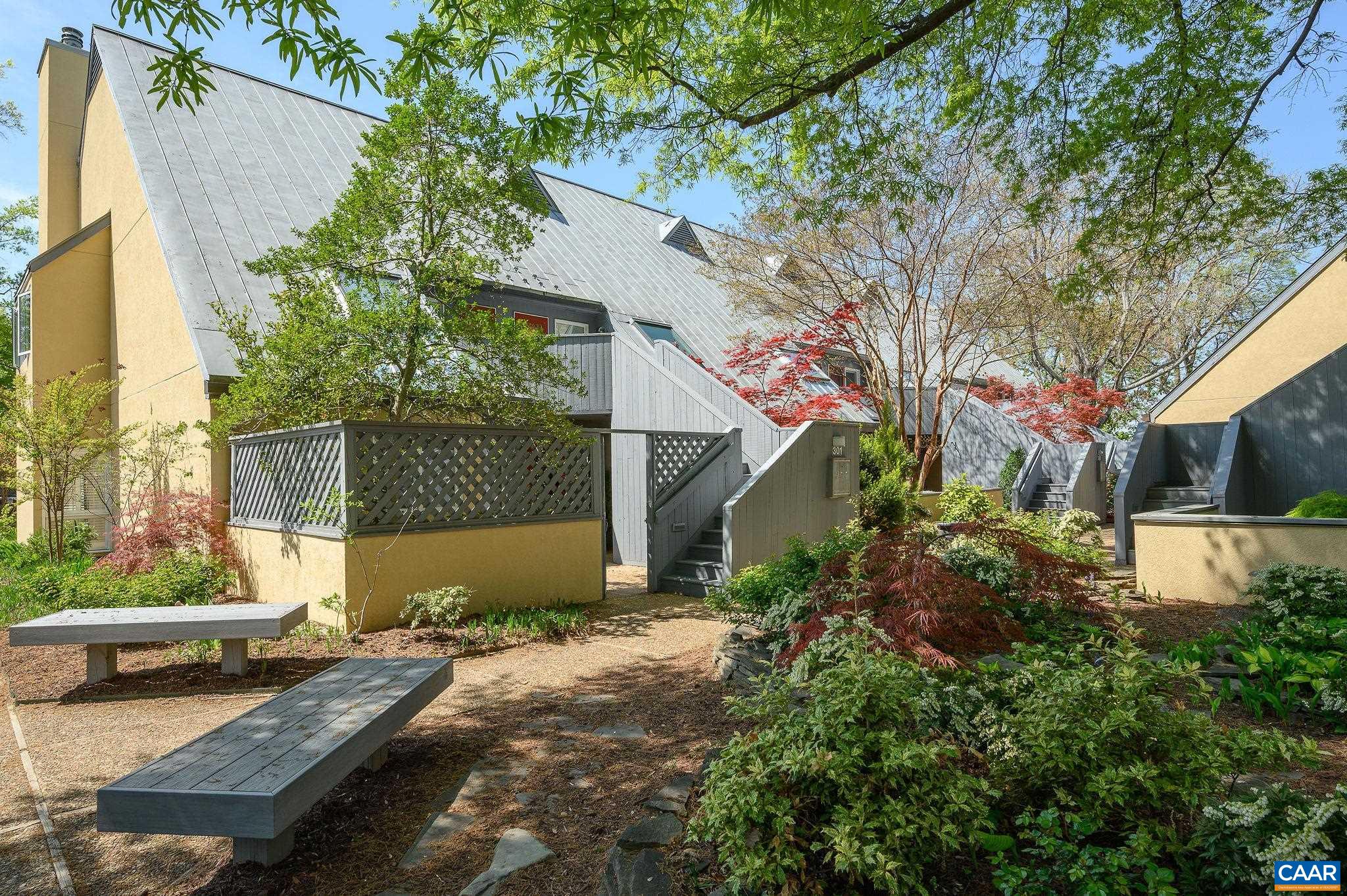 303 NW 2ND ST Unit: B