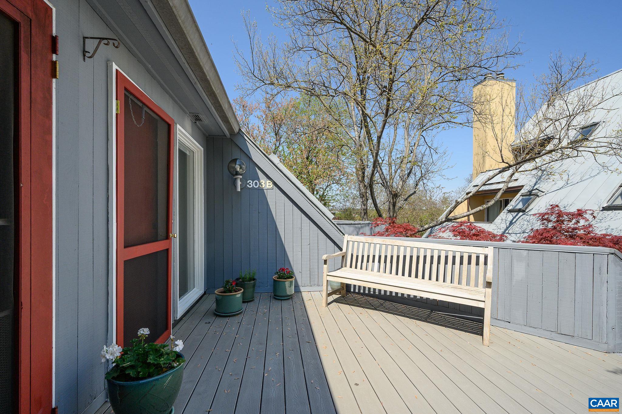303 NW 2ND ST Unit: B