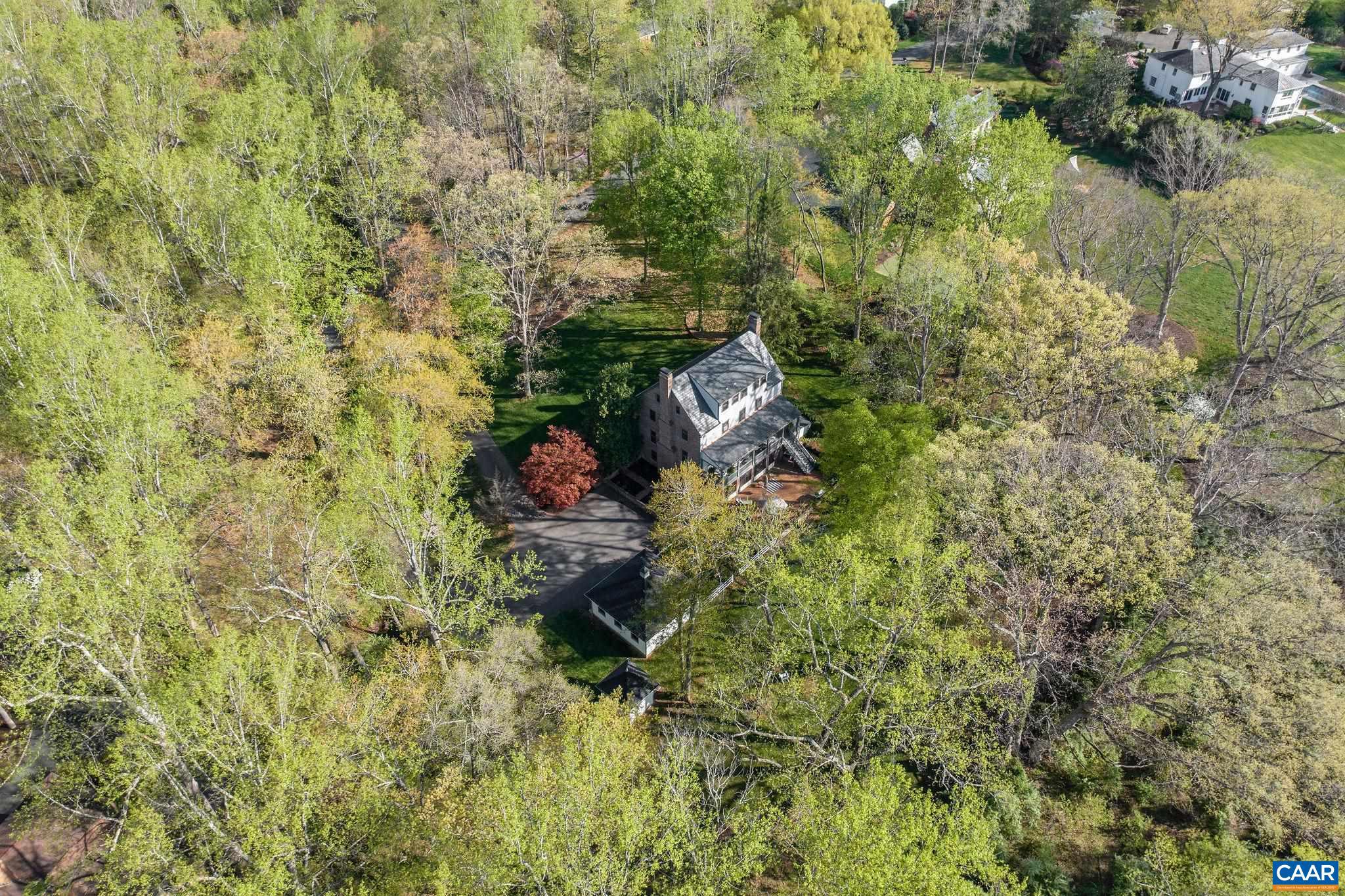 306 WELLINGTON DR