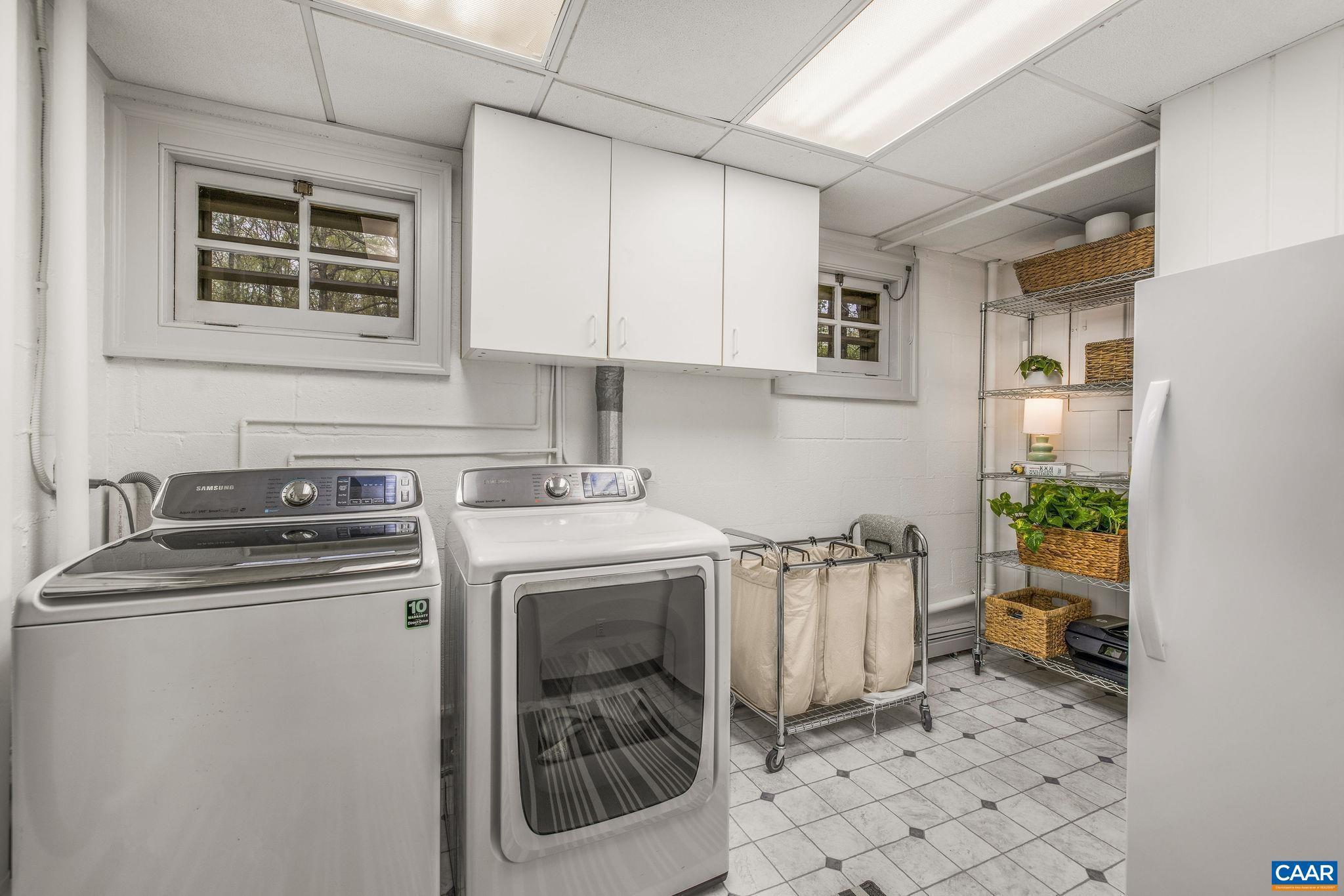 306 WELLINGTON DR
