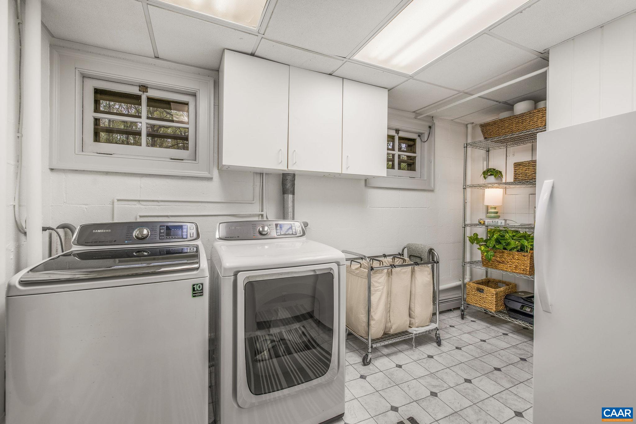306 WELLINGTON DR