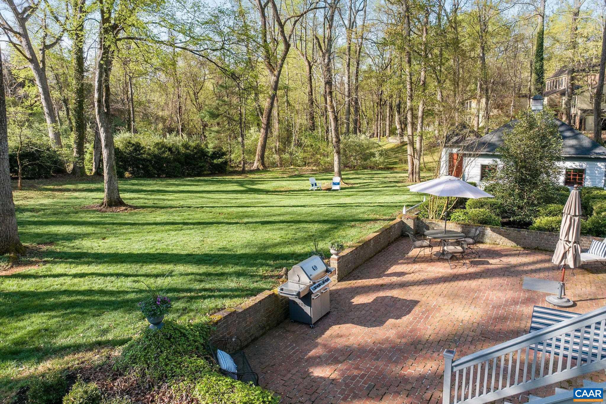 306 WELLINGTON DR