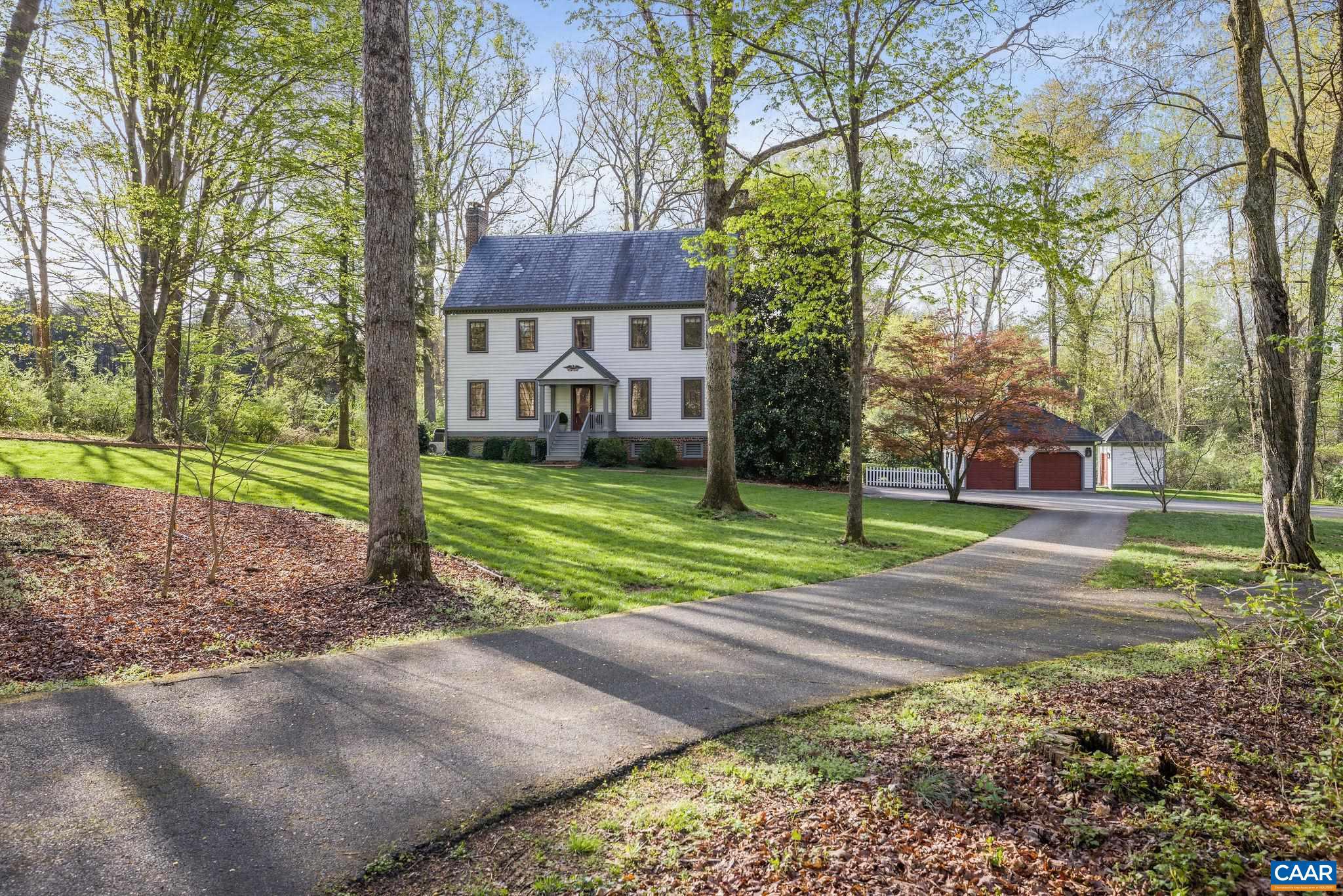 306 WELLINGTON DR