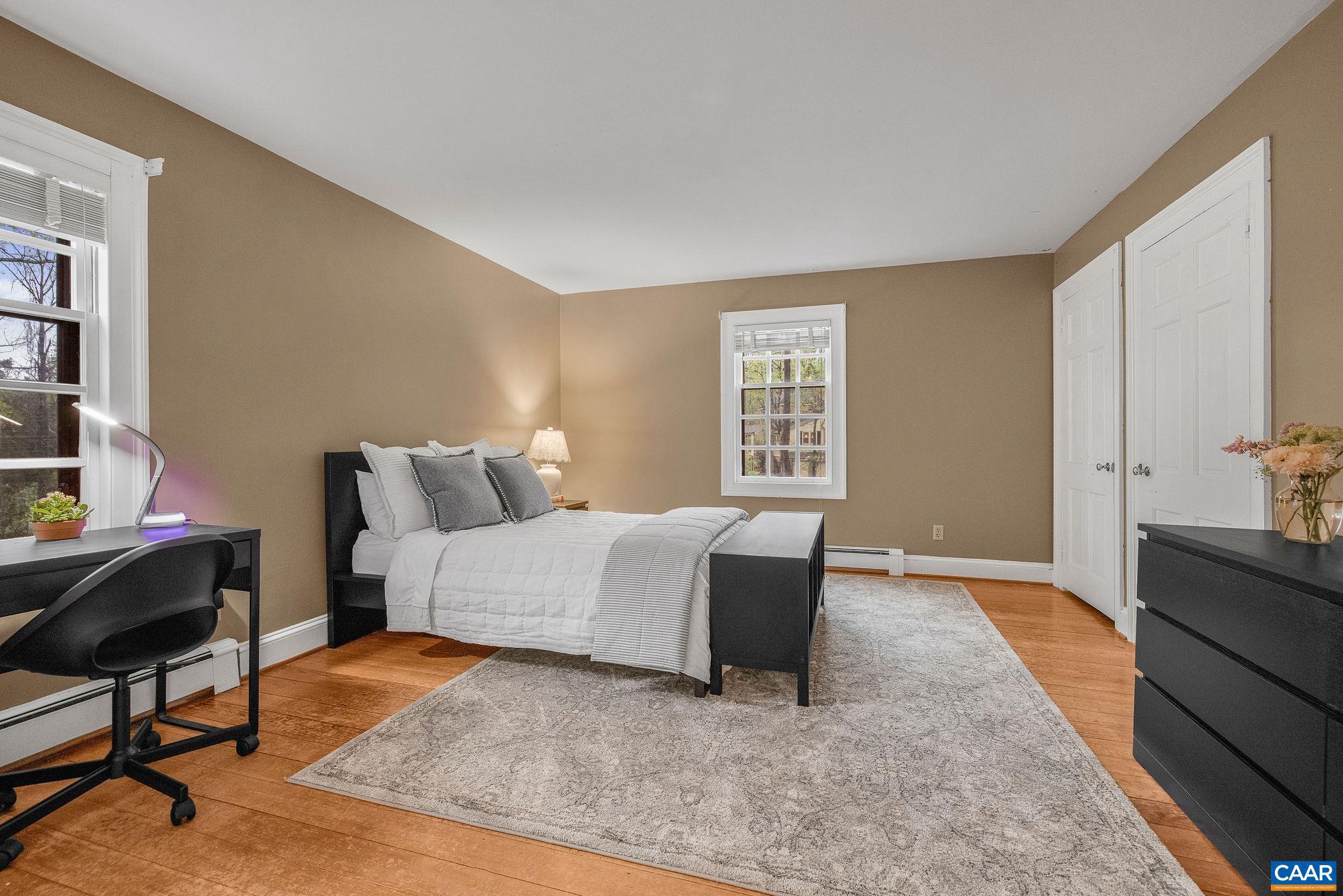 306 WELLINGTON DR