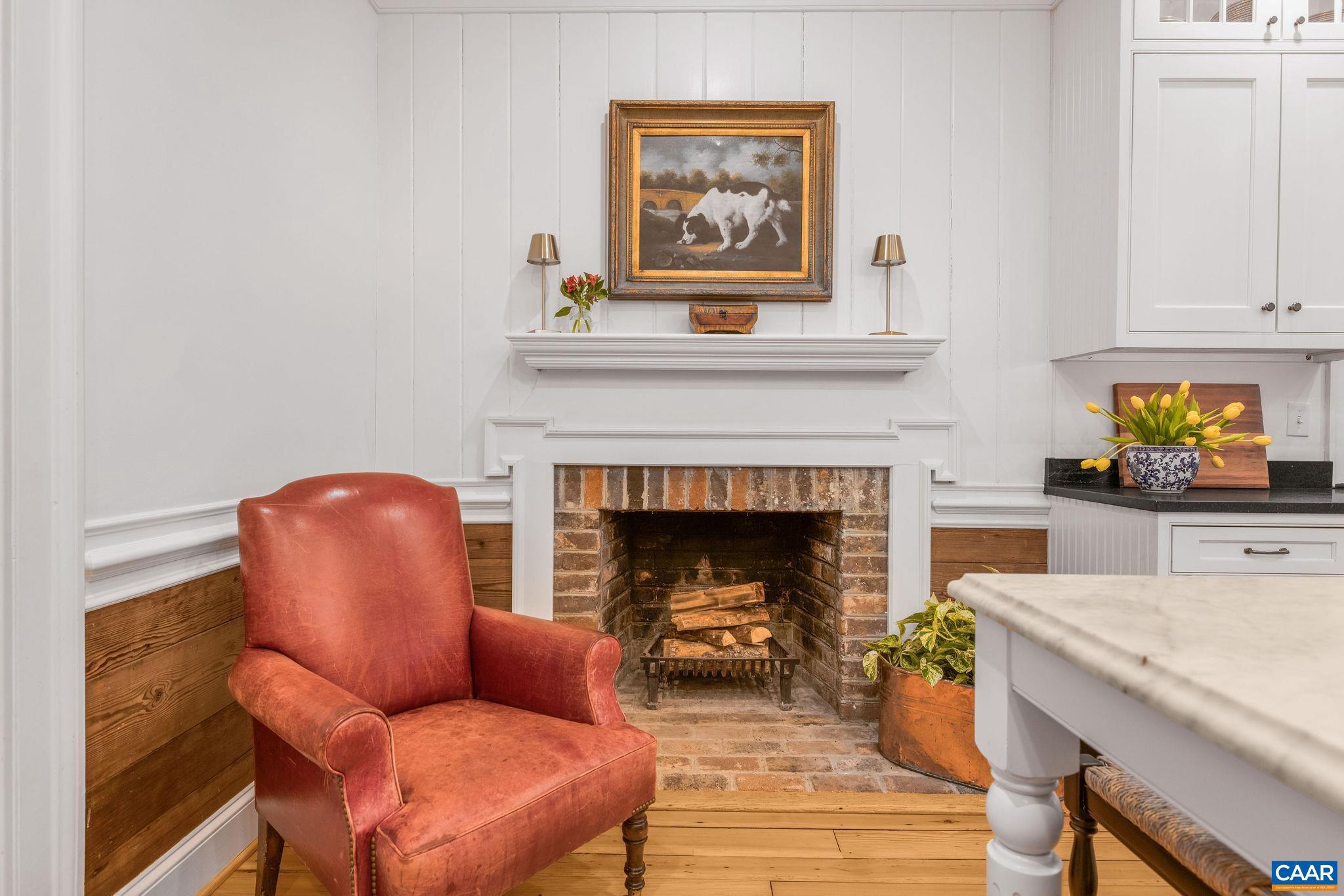 306 WELLINGTON DR