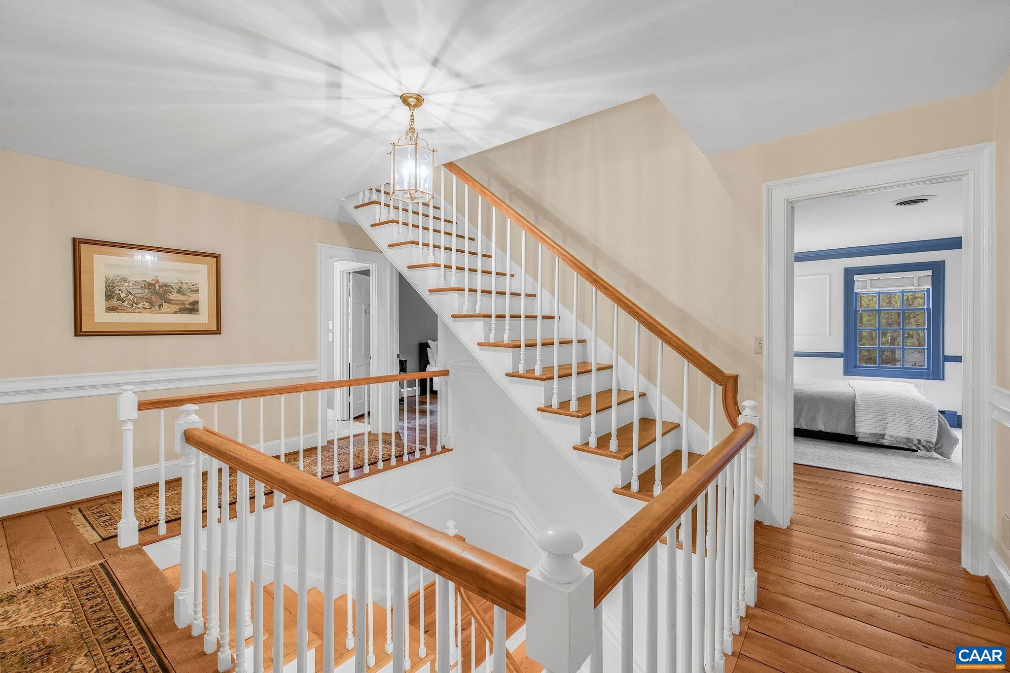 306 WELLINGTON DR