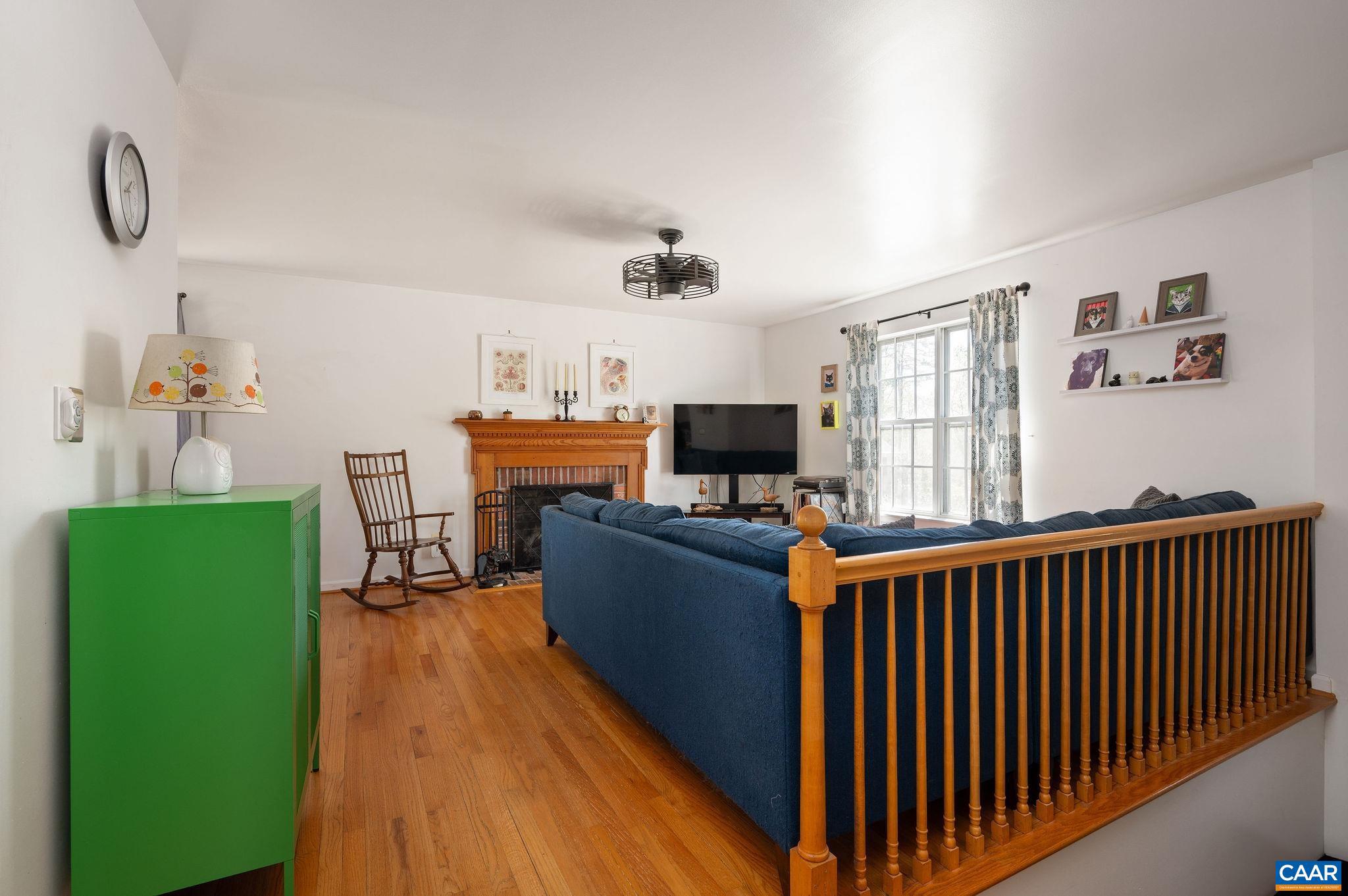 103 LEIGH PL