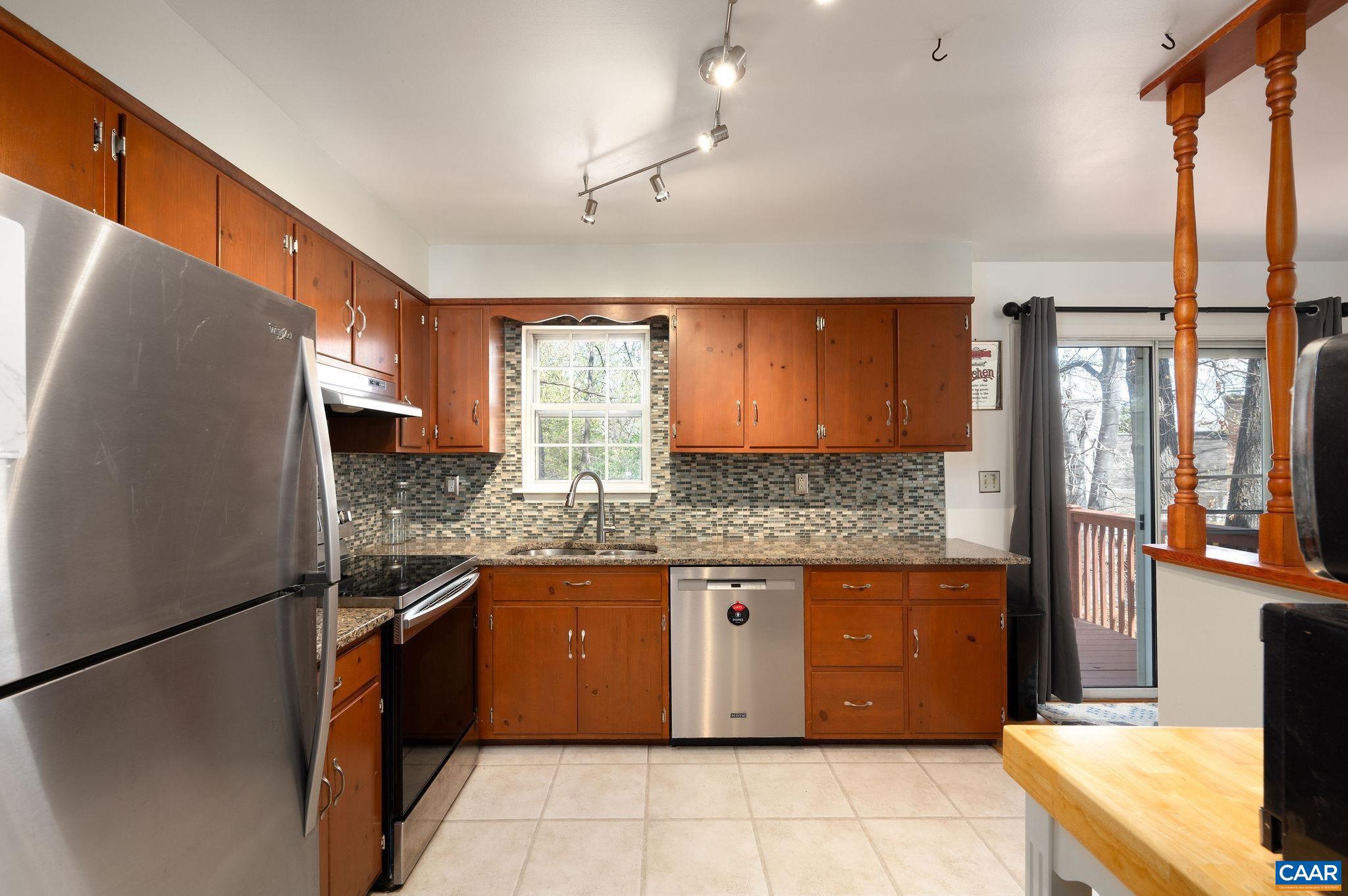 103 LEIGH PL