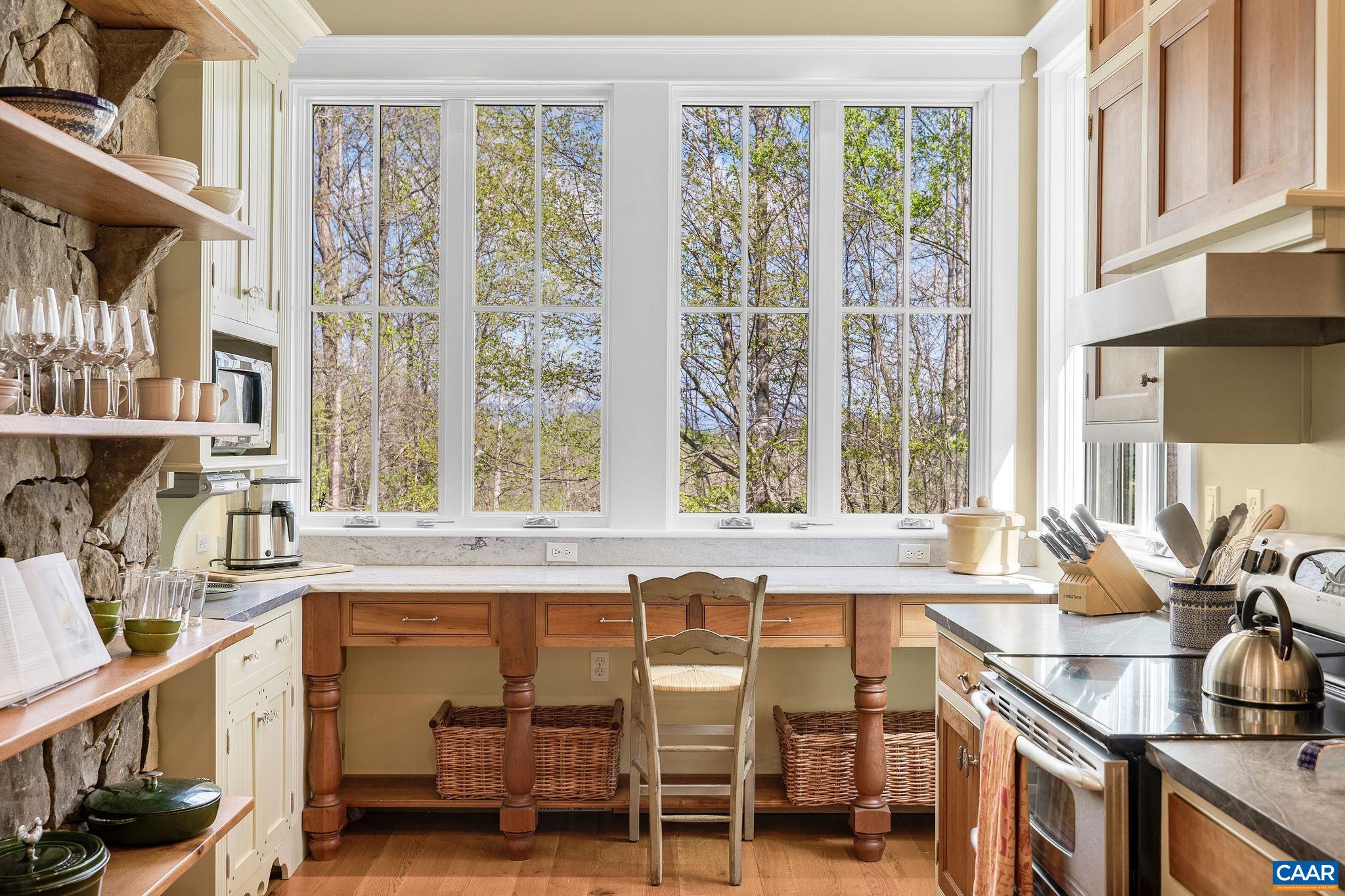 105 CHESTNUT RIDGE RD