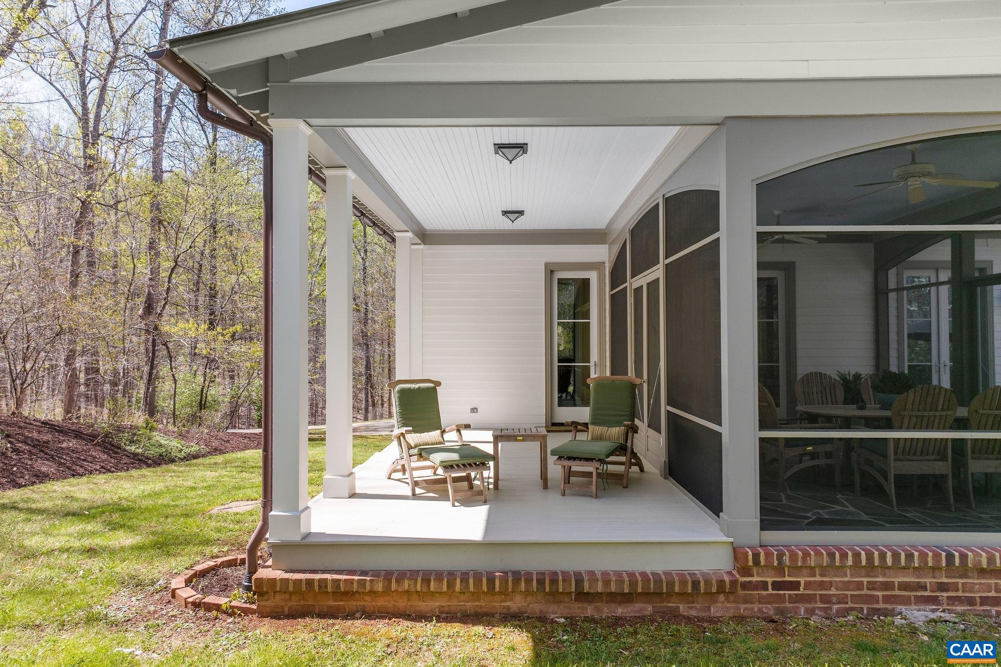 105 CHESTNUT RIDGE RD