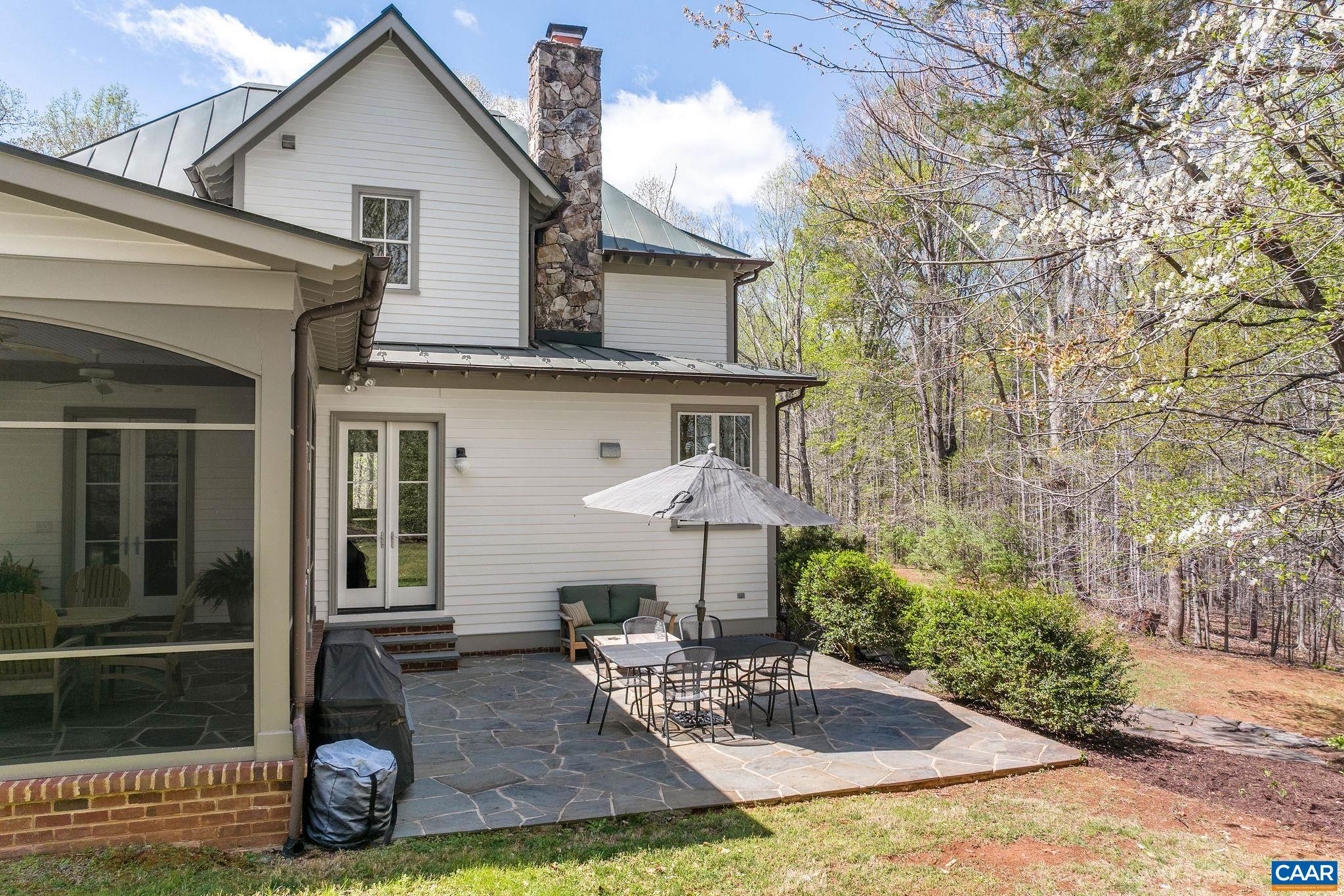 105 CHESTNUT RIDGE RD