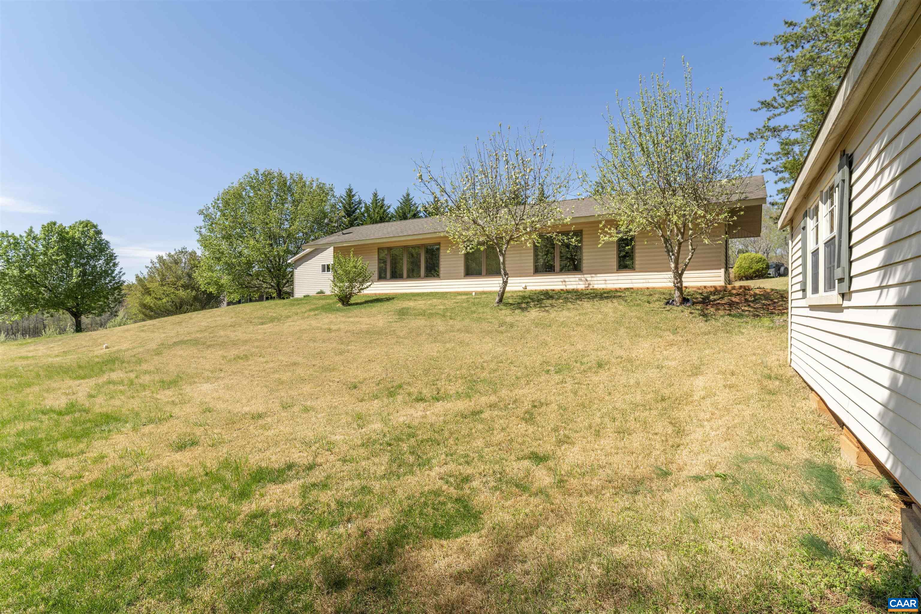 145 LEWIS DR
