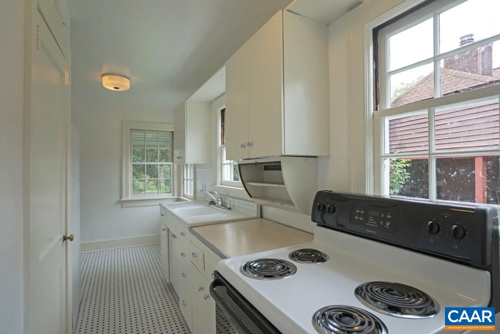 315 MONTEBELLO CIR
