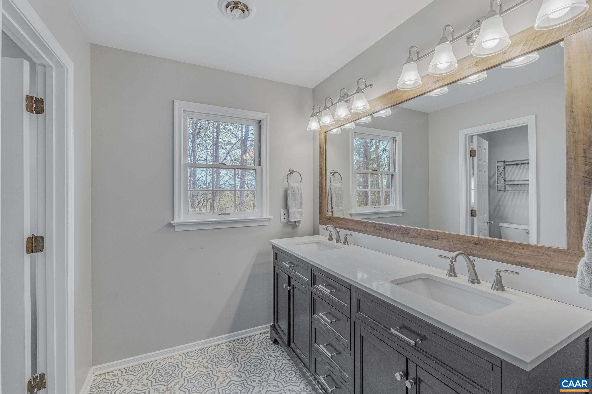 200 IVY RIDGE RD