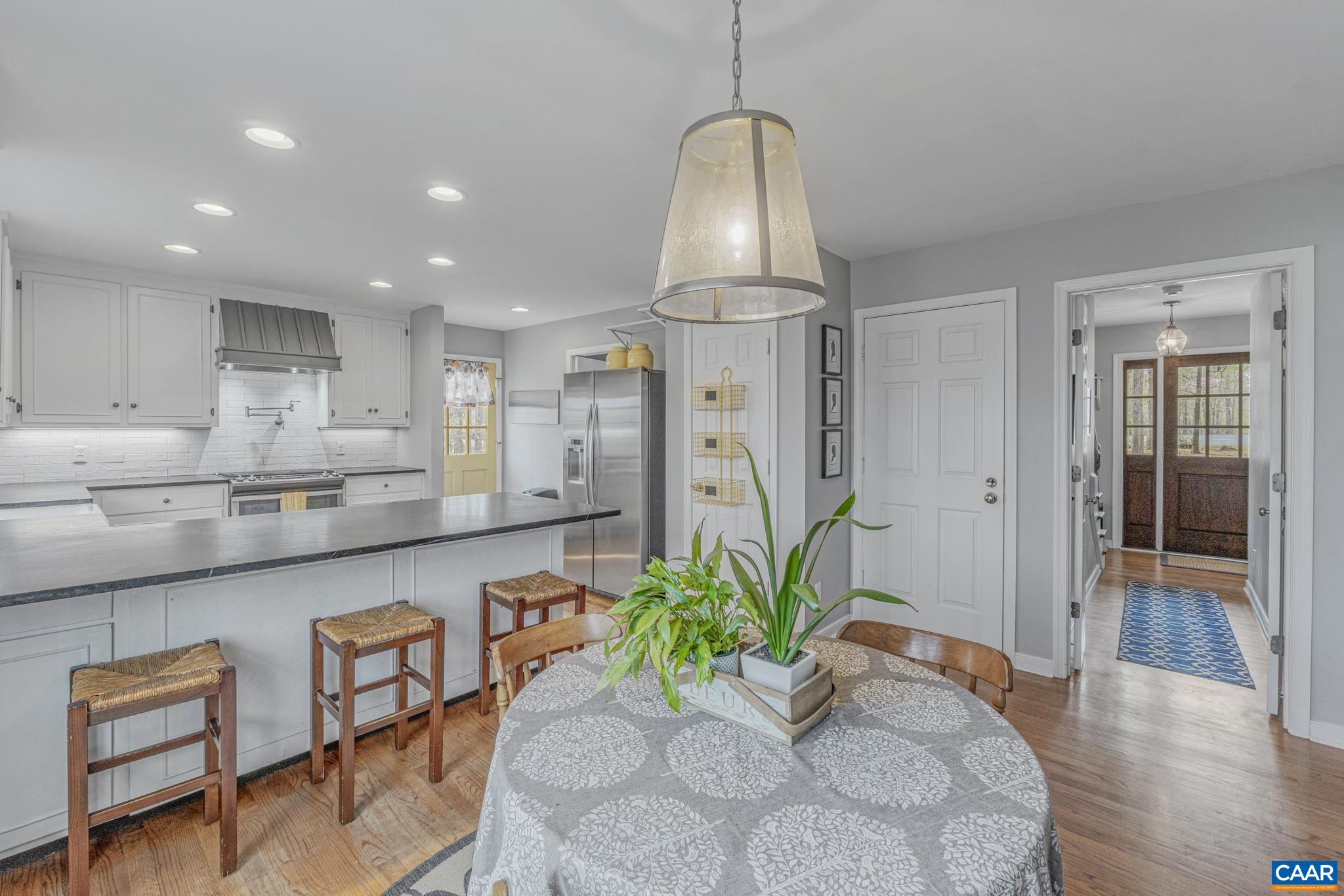 200 IVY RIDGE RD