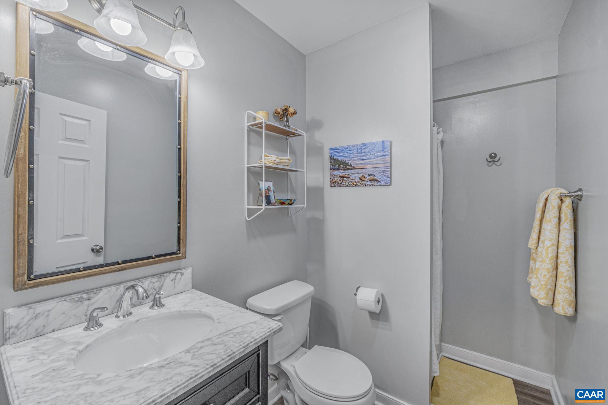 200 IVY RIDGE RD