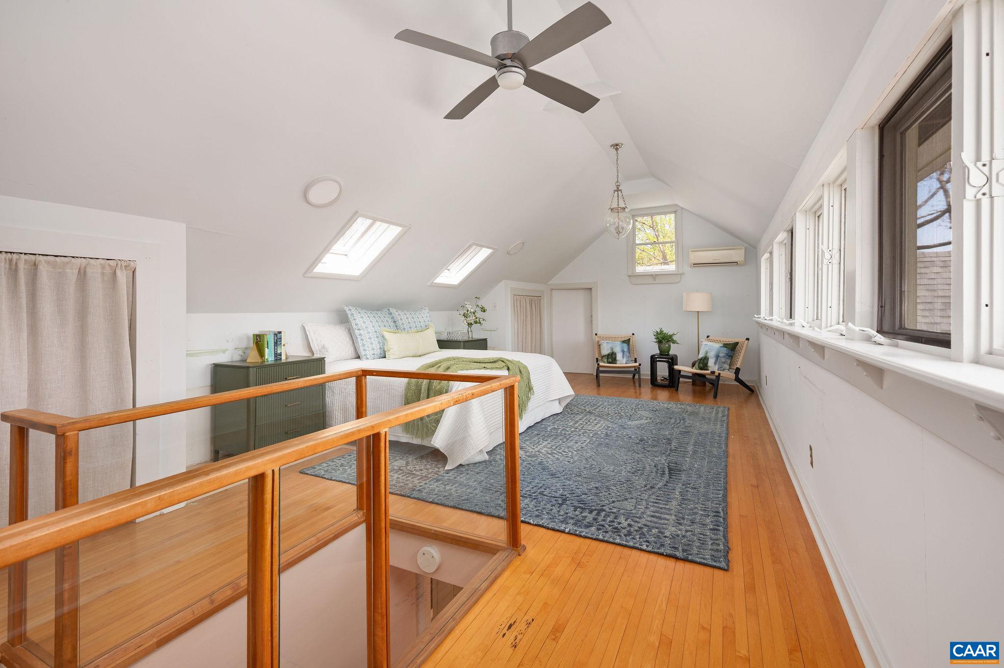 624 DAVIS AVE