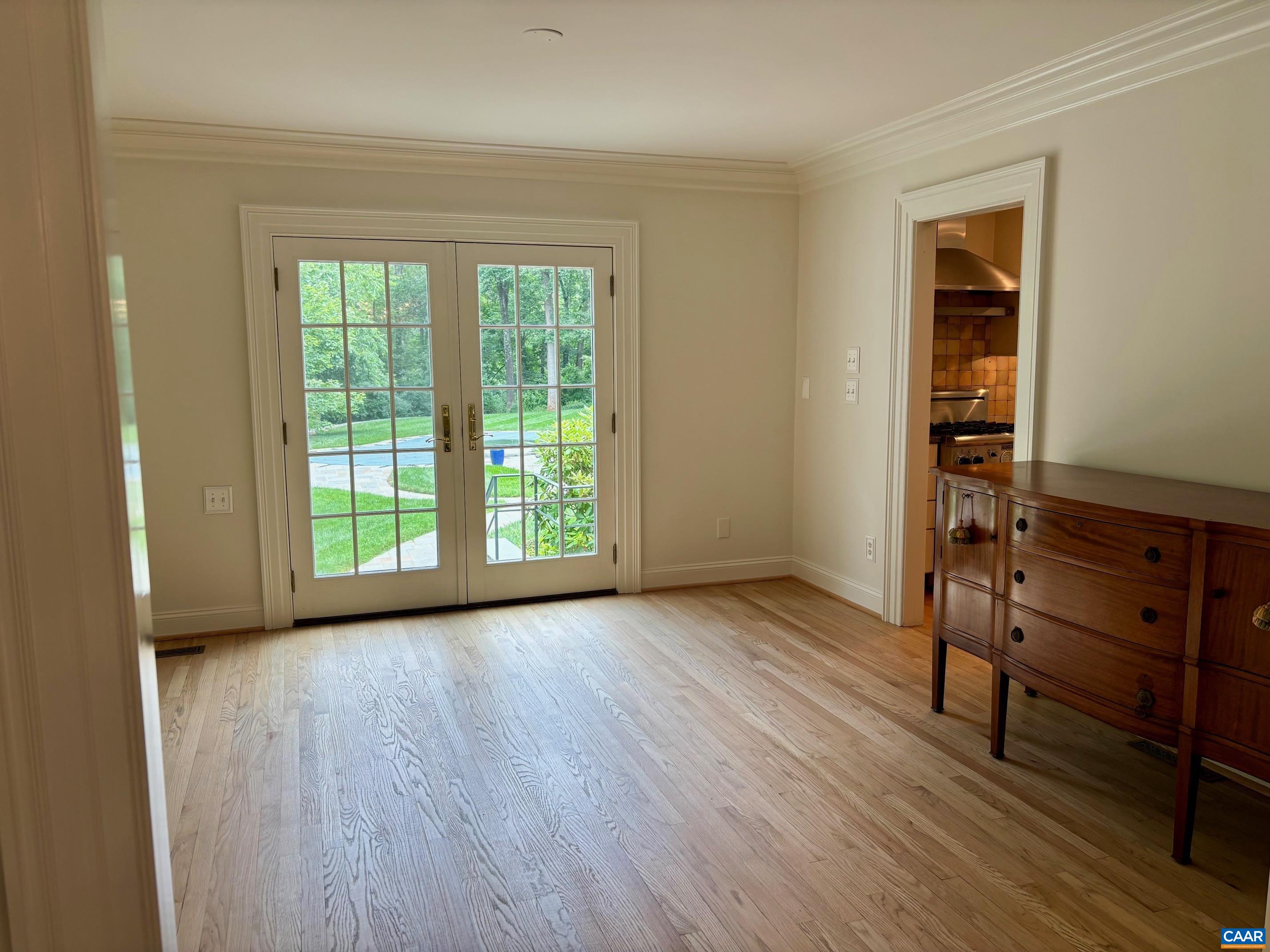 1125 OLD GARTH RD