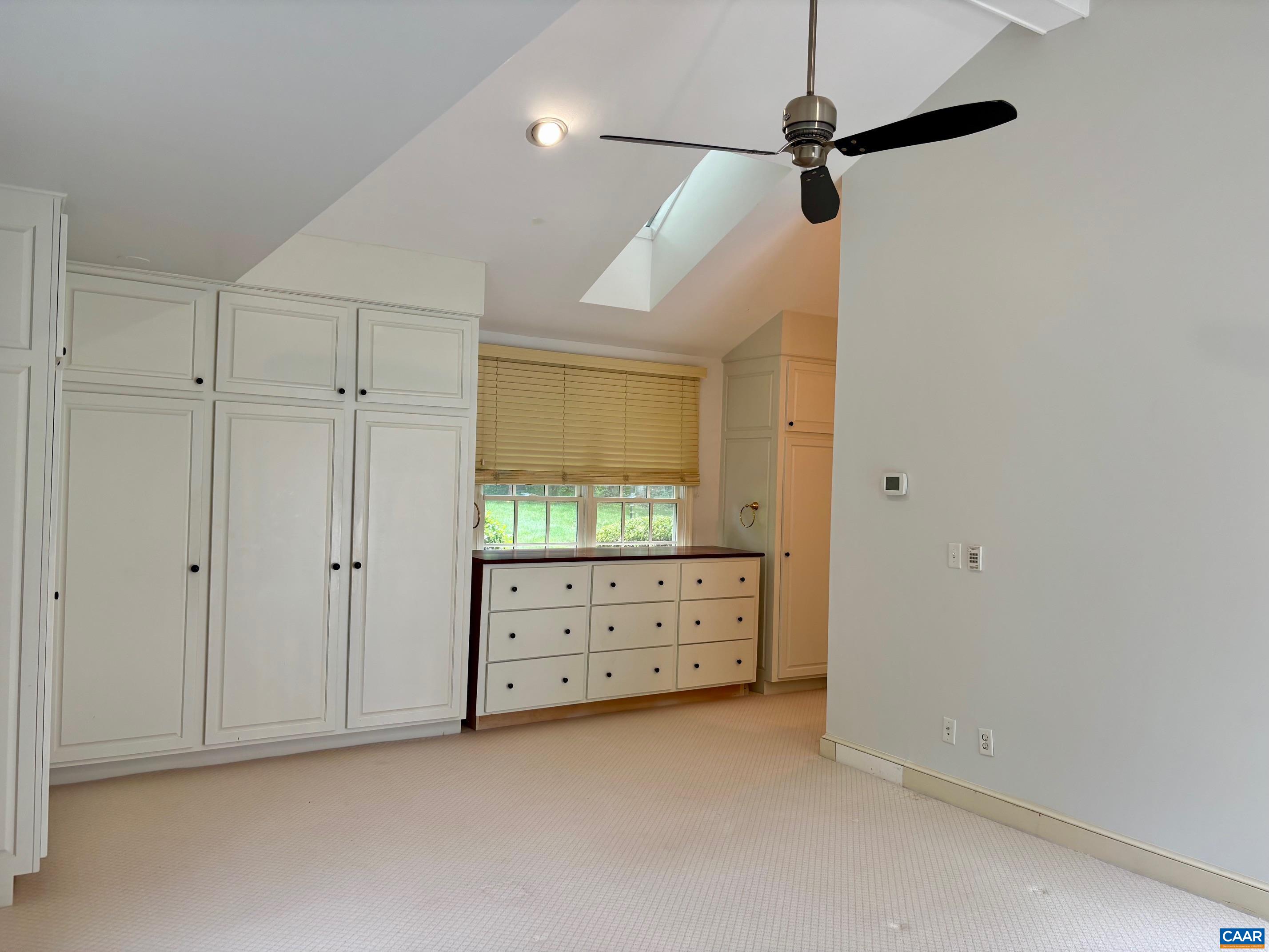 1125 OLD GARTH RD