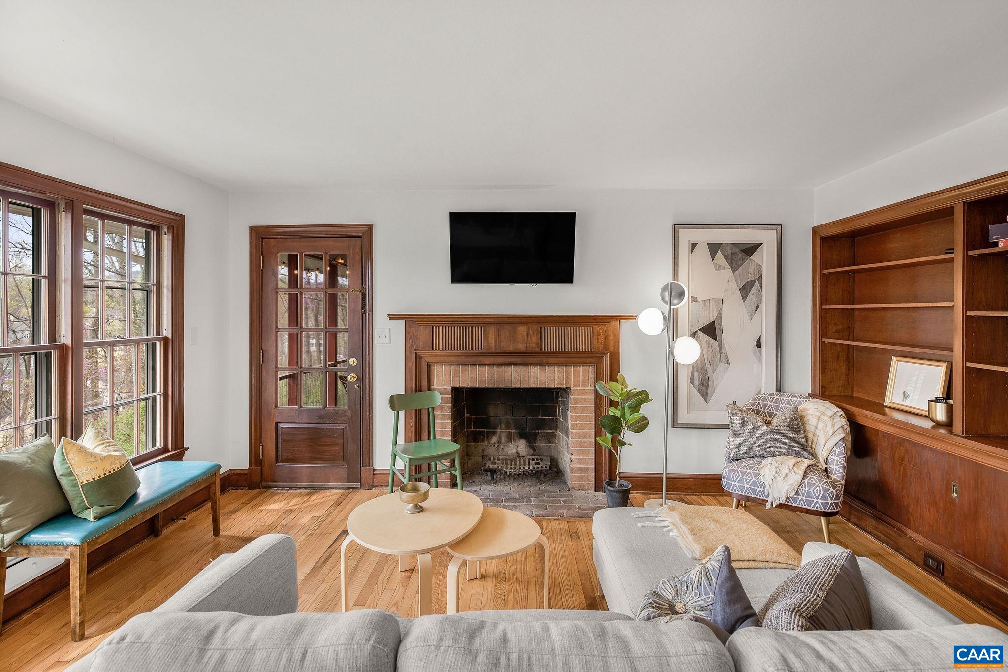 2621 JEFFERSON PARK CIR