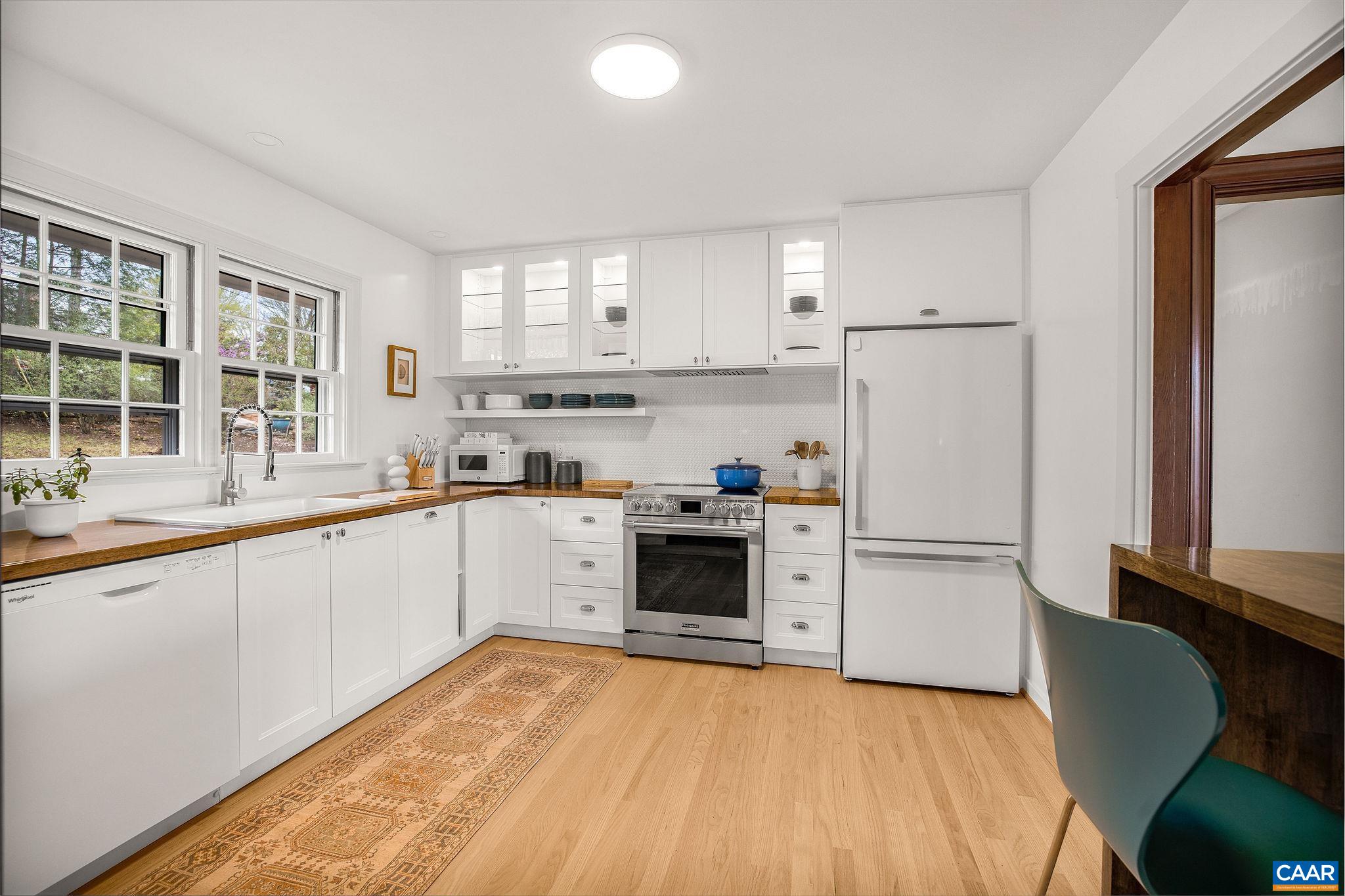 2621 JEFFERSON PARK CIR