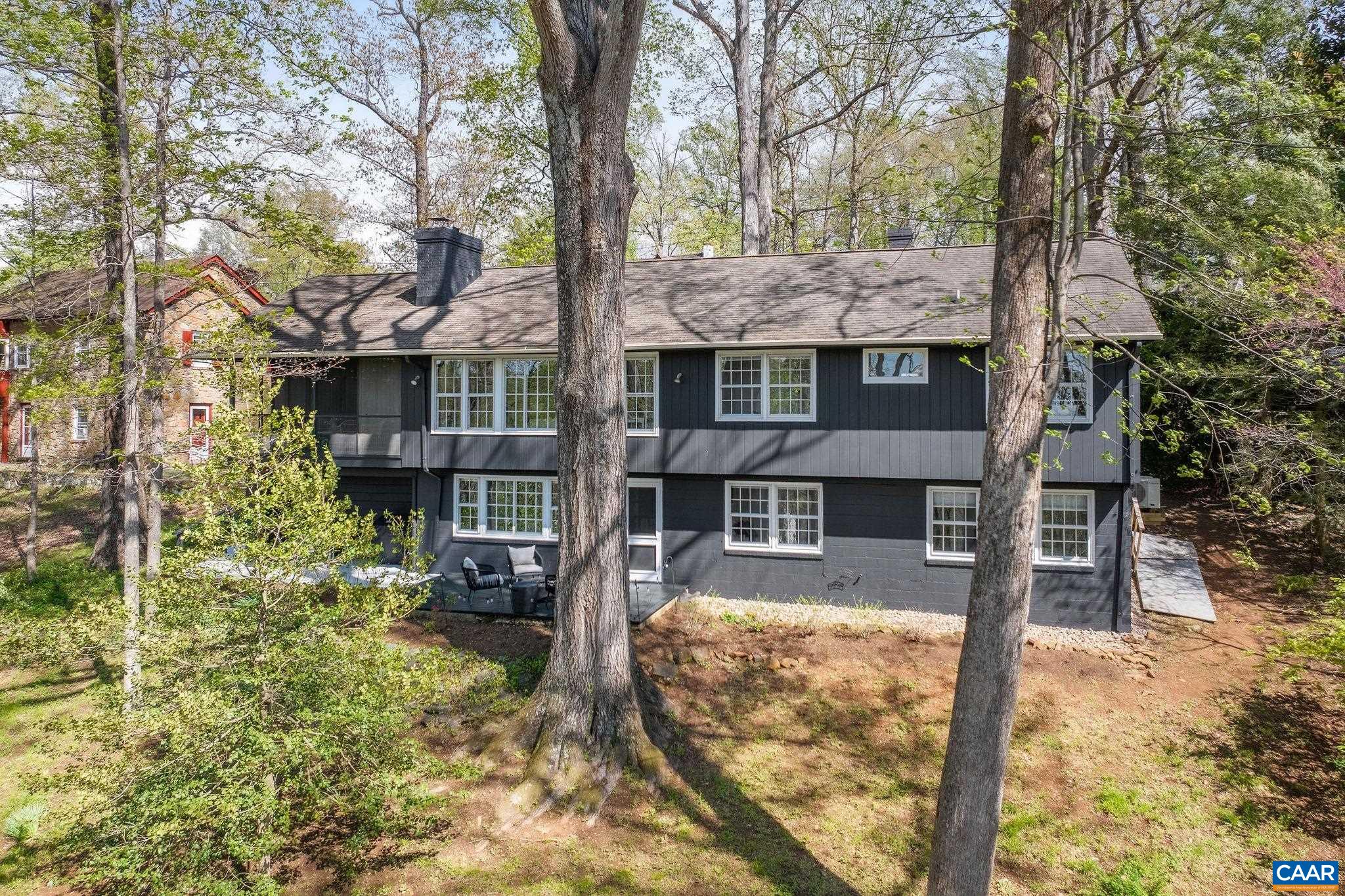2621 JEFFERSON PARK CIR